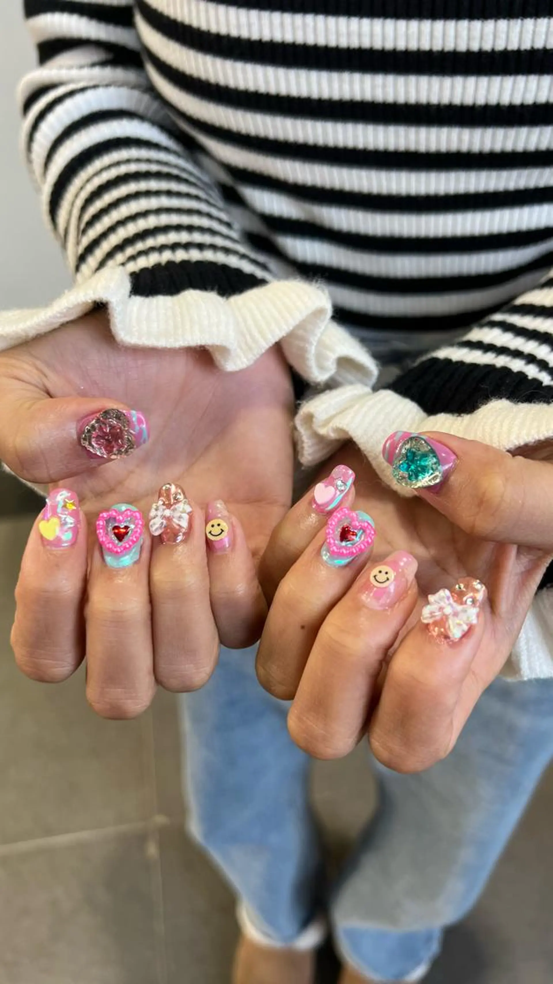 ネイル ハンドネイル 韓国ネイル🤎 ワンホン🩷くれはのネイルデザイン