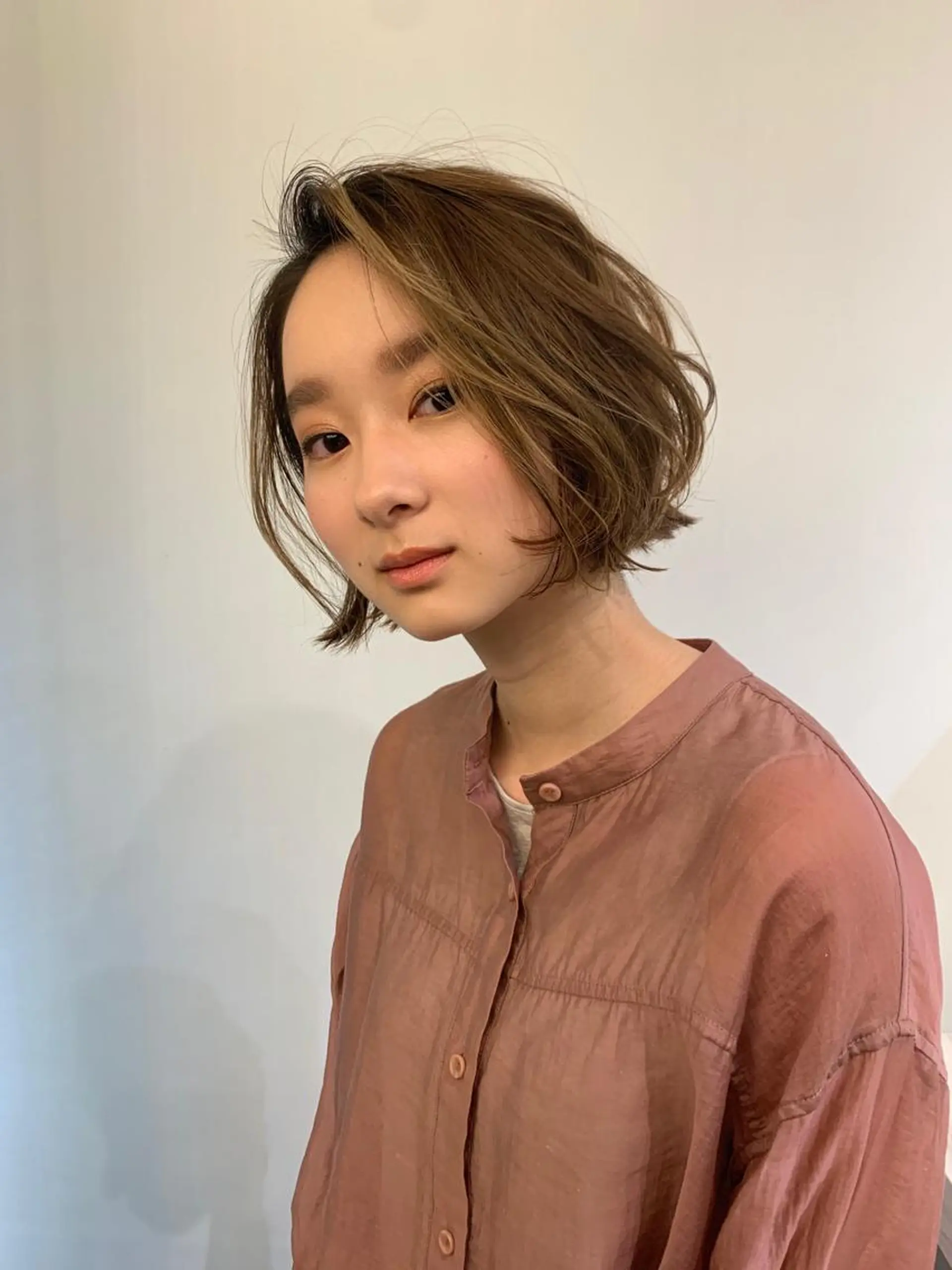 ショート エクステ ハイライト 髪質改善 韓国風ヘア レイヤーカット 朝がラクになるパーマ トウバルタイキのヘアスタイル