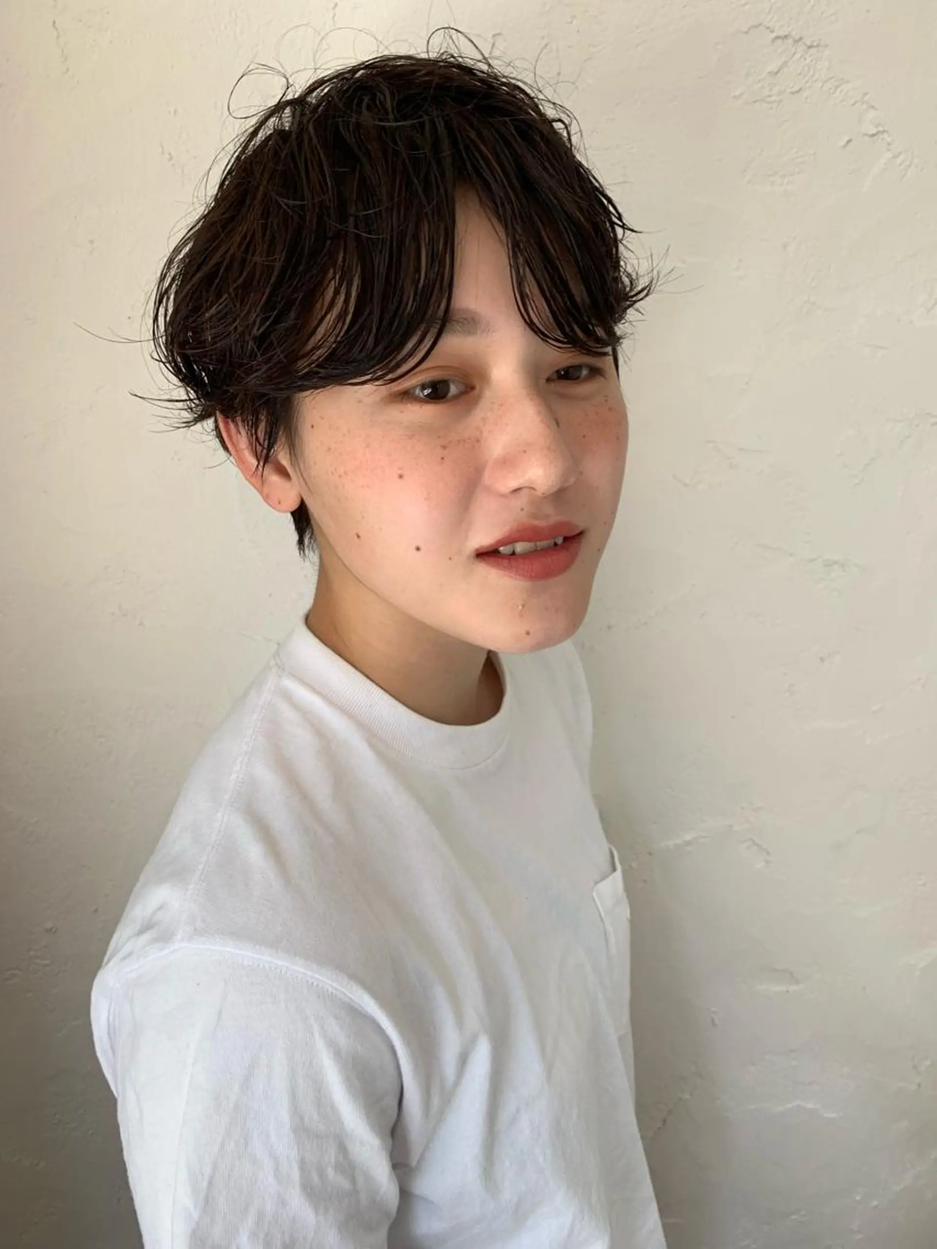 ショート パーマ カット イヌイ フウコのヘアスタイル