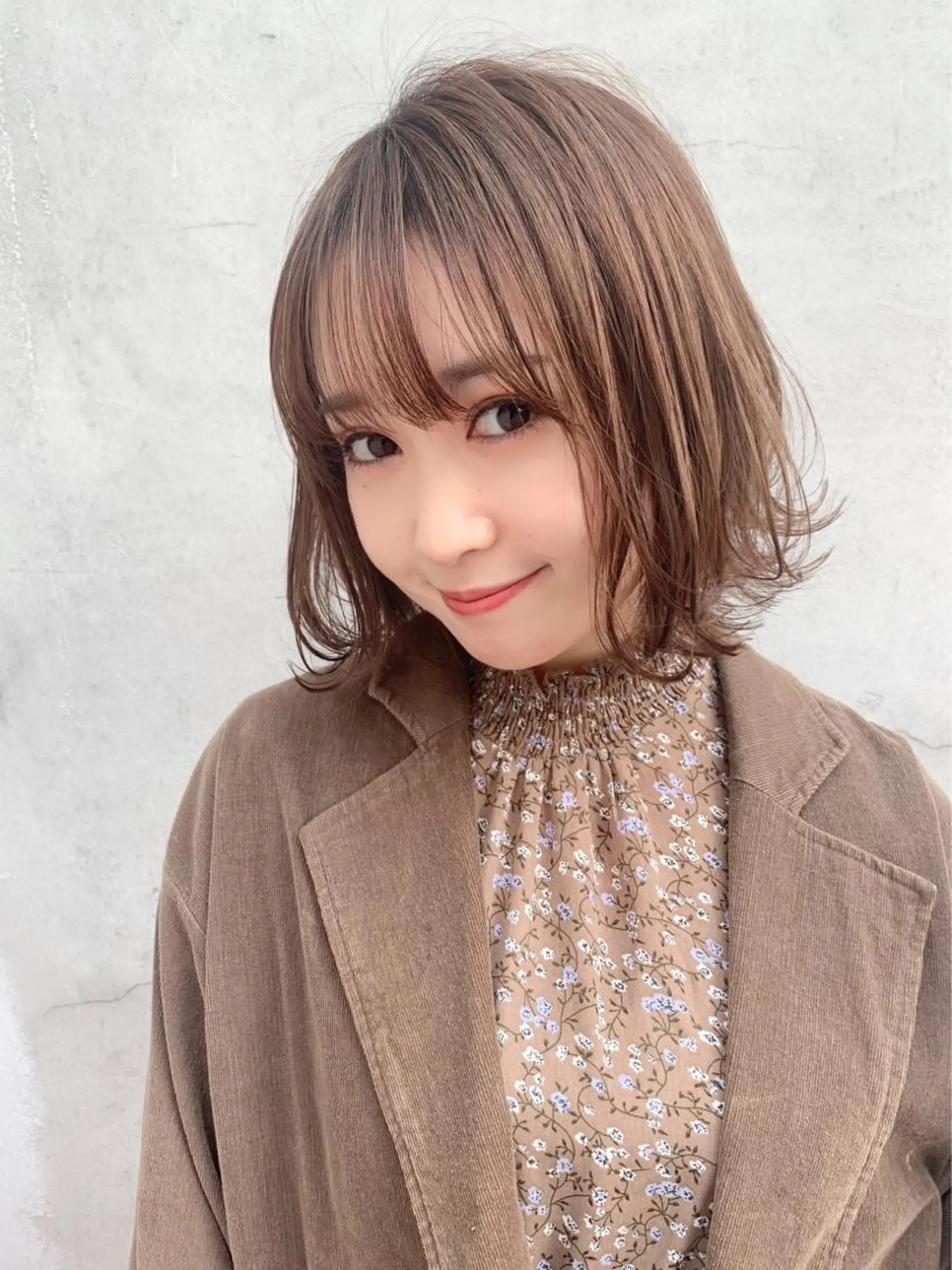 ミディアム カラー ハイライトカラー ボブ くびれヘア ハイライト 髪質改善カラー☆ ヘアアレンジmiyuのヘアスタイル
