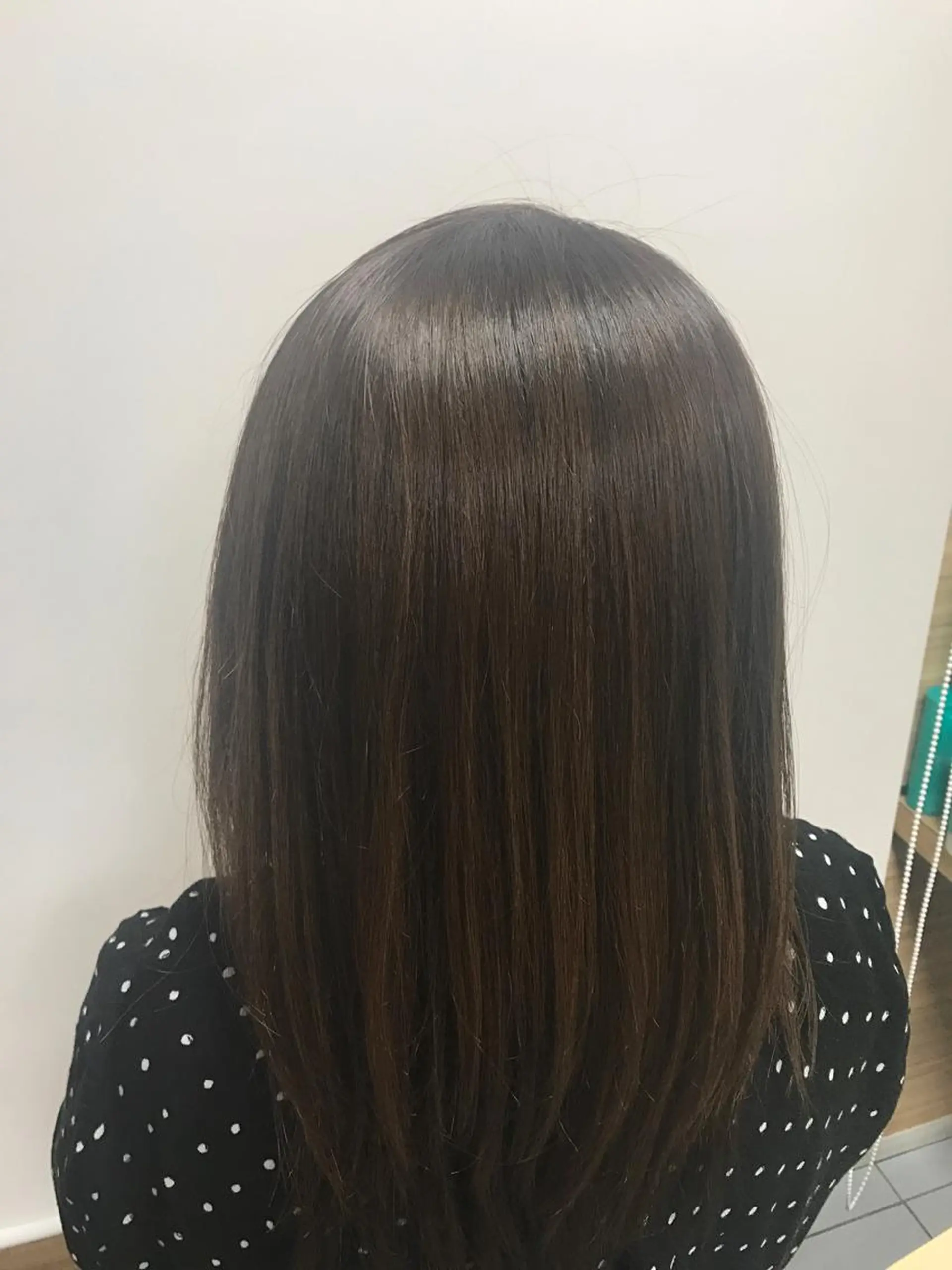 ミディアム カラー グレージュ イルミナカラー 縮毛矯正/ 髪質改善/橋口のヘアスタイル