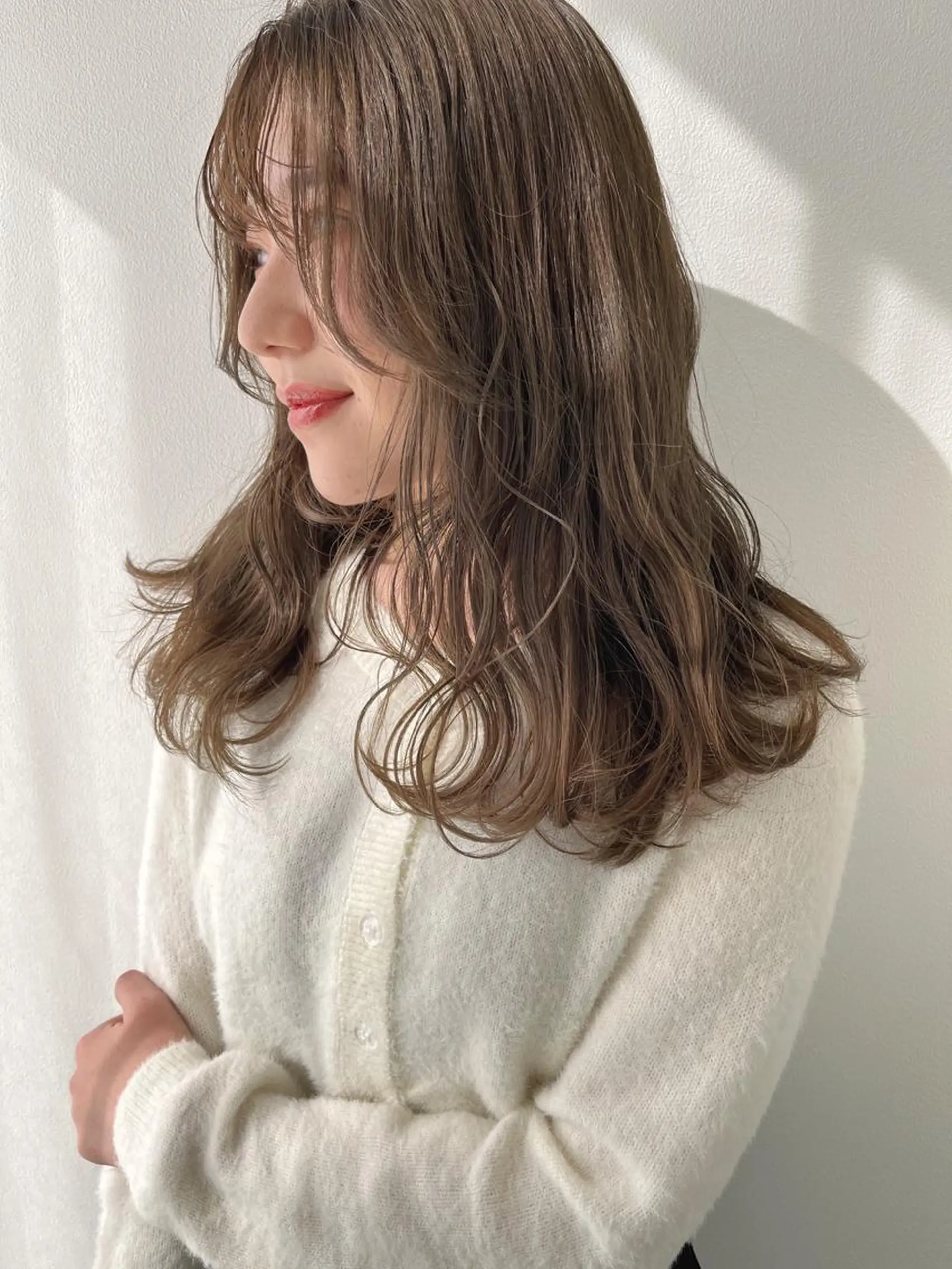 セミロング カラー ベージュカラー オリーブベージュ ♡manami ♡のヘアスタイル