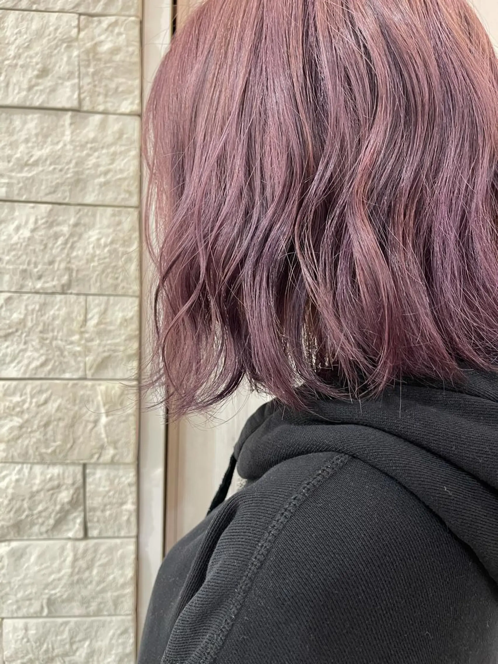 カラー アッシュ ラベンダーカラー ラベンダーアッシュ 名古屋のピンク好き かずくん🦩のヘアスタイル