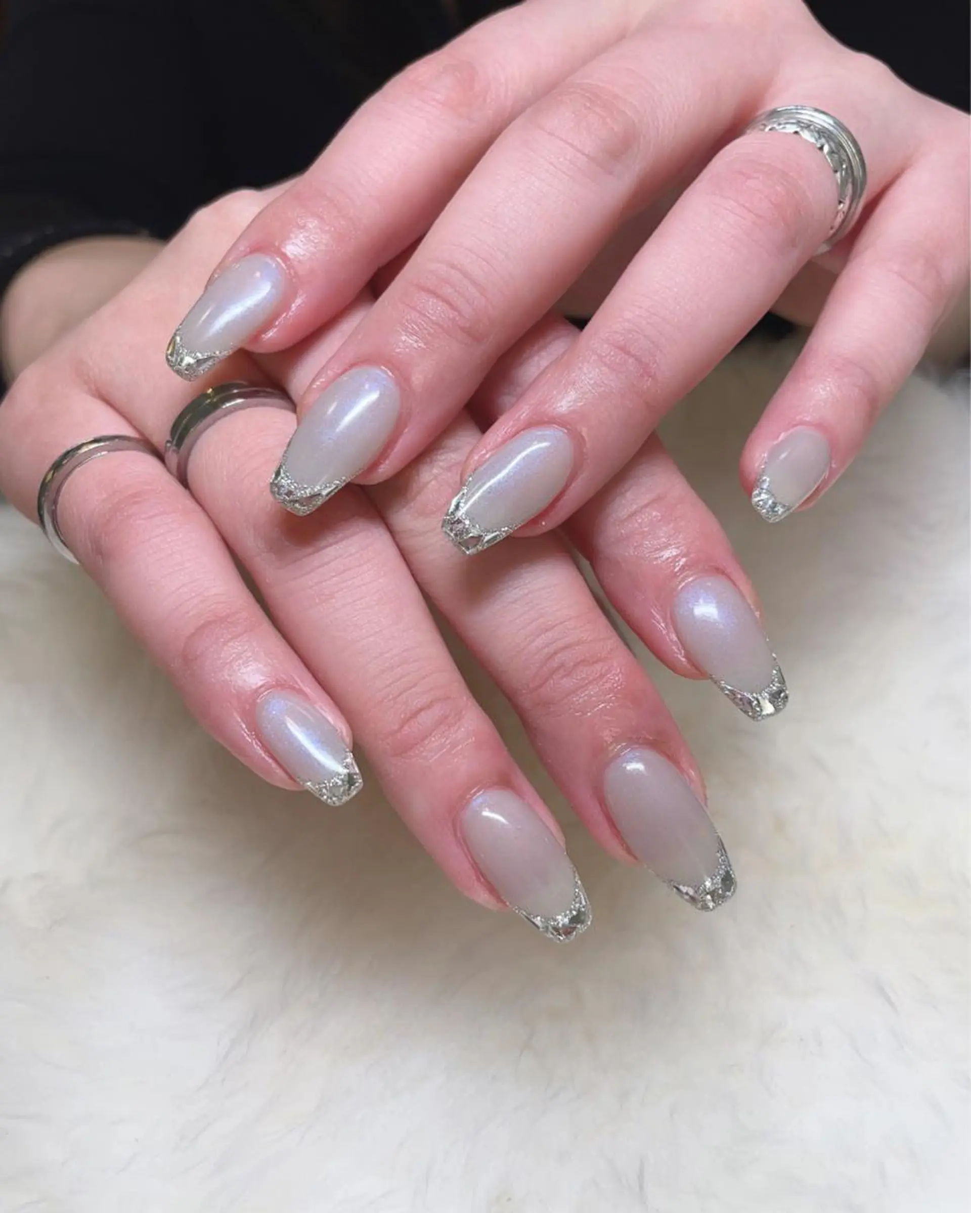 ネイル フレンチネイル ガラスフレンチ nail salon hanna所属・nail salon hannaのネイルデザイン