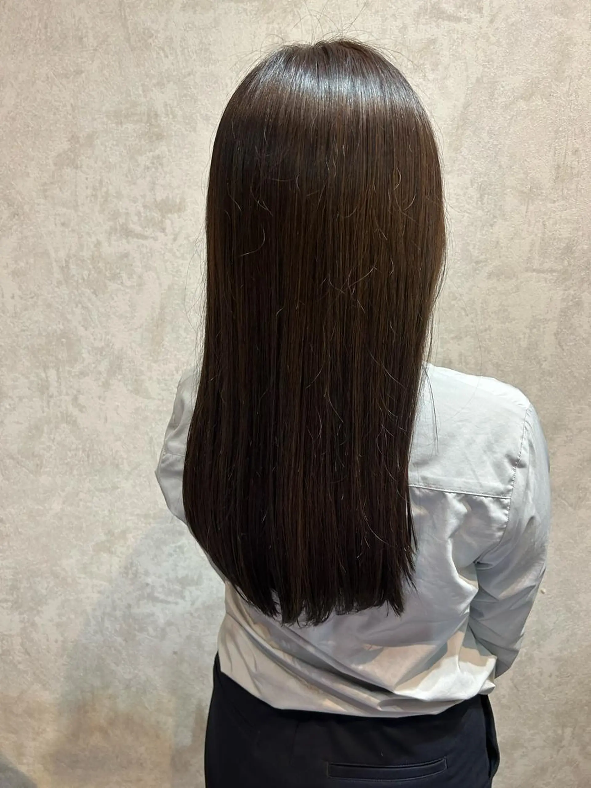ロング 飯塚 沙衣のヘアスタイル