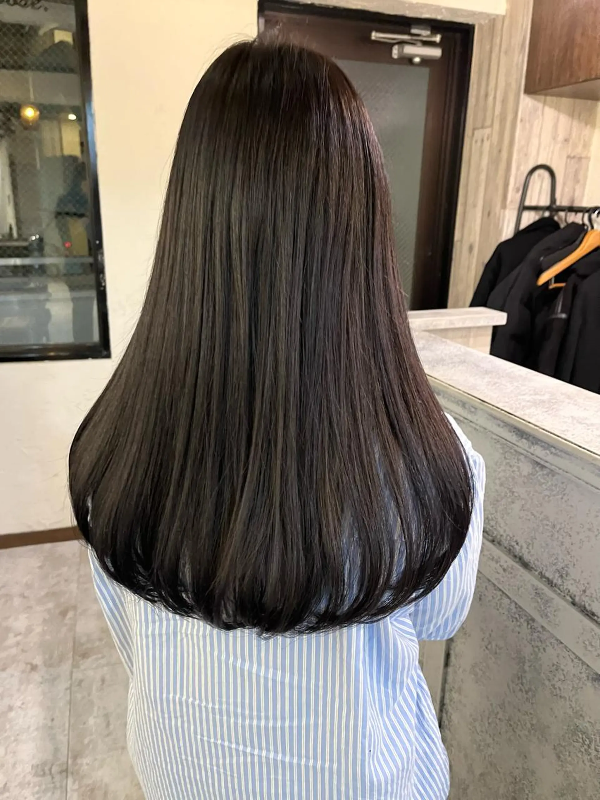 ロング カラー カット ヘアカラー トリートメント conne&riri所属・MA YUのヘアスタイル