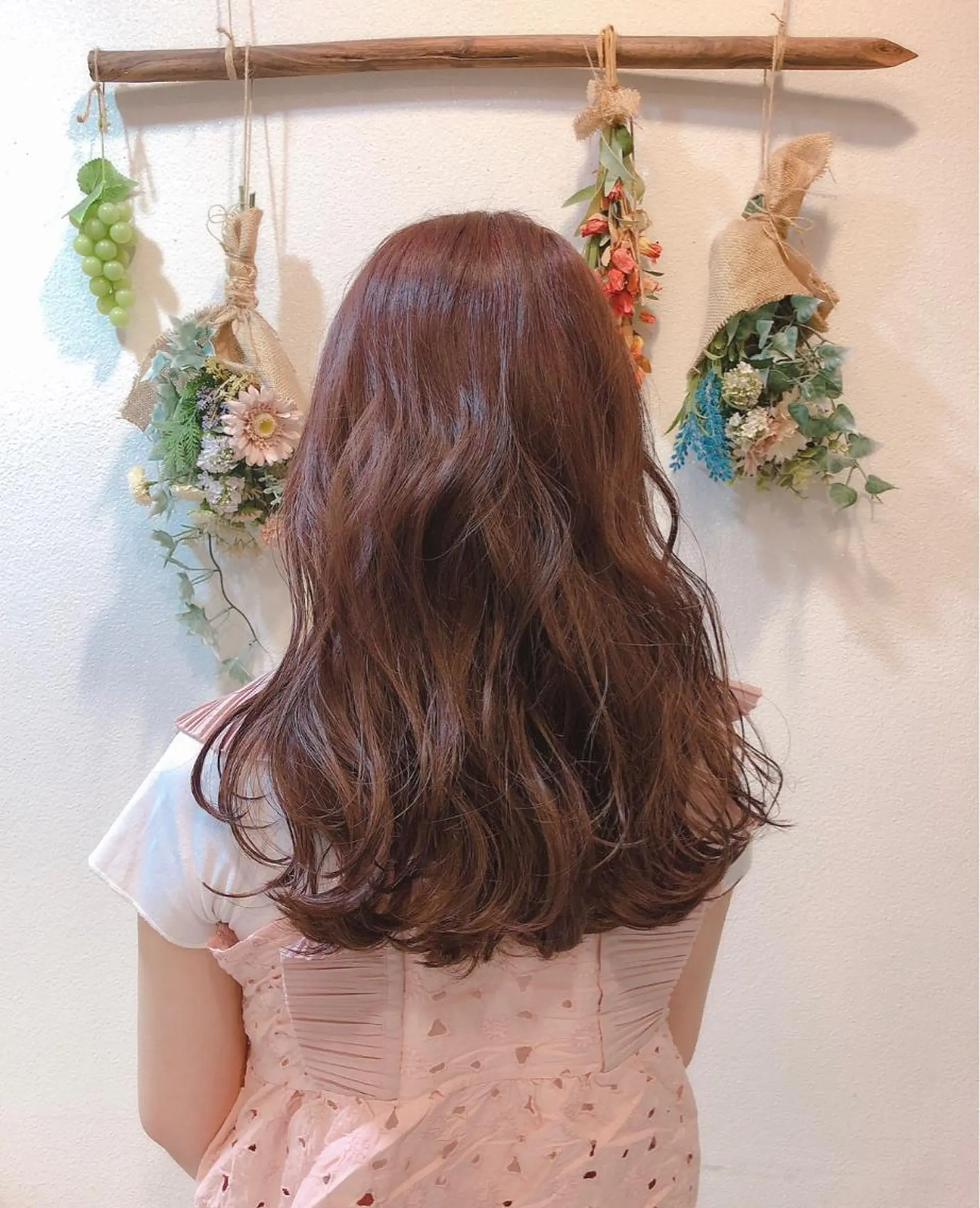 ロング カラー ヘアカラー トリートメント 山口 明日花のヘアスタイル
