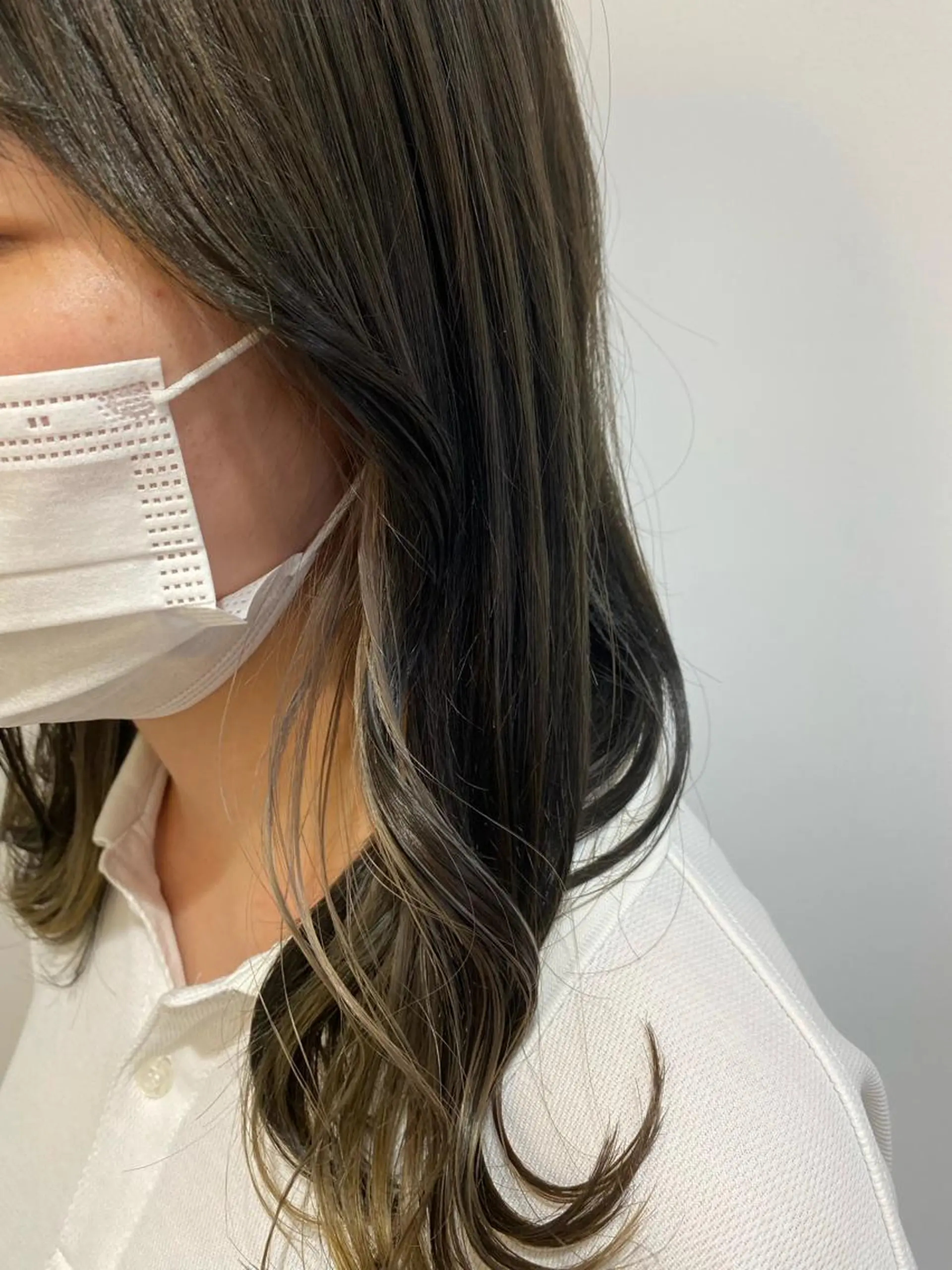 セミロング 小畑 杏実のヘアスタイル