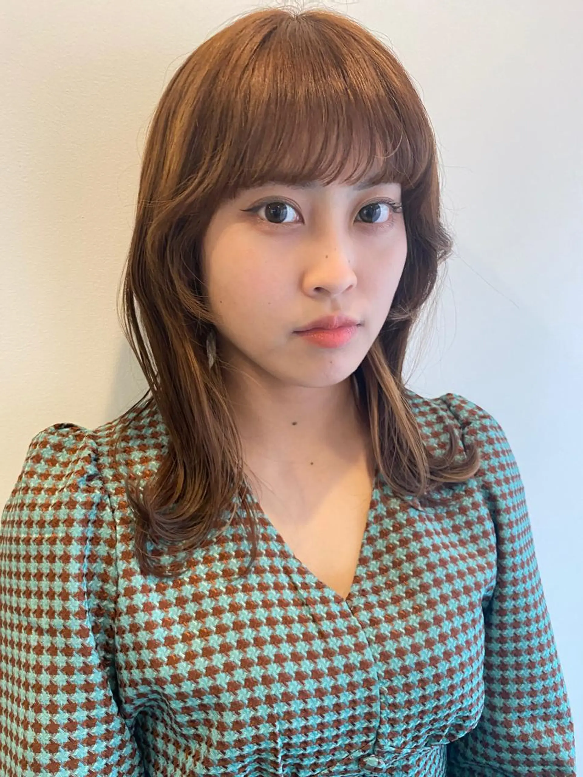 ミディアム カラー ホリイ ハルカのヘアスタイル