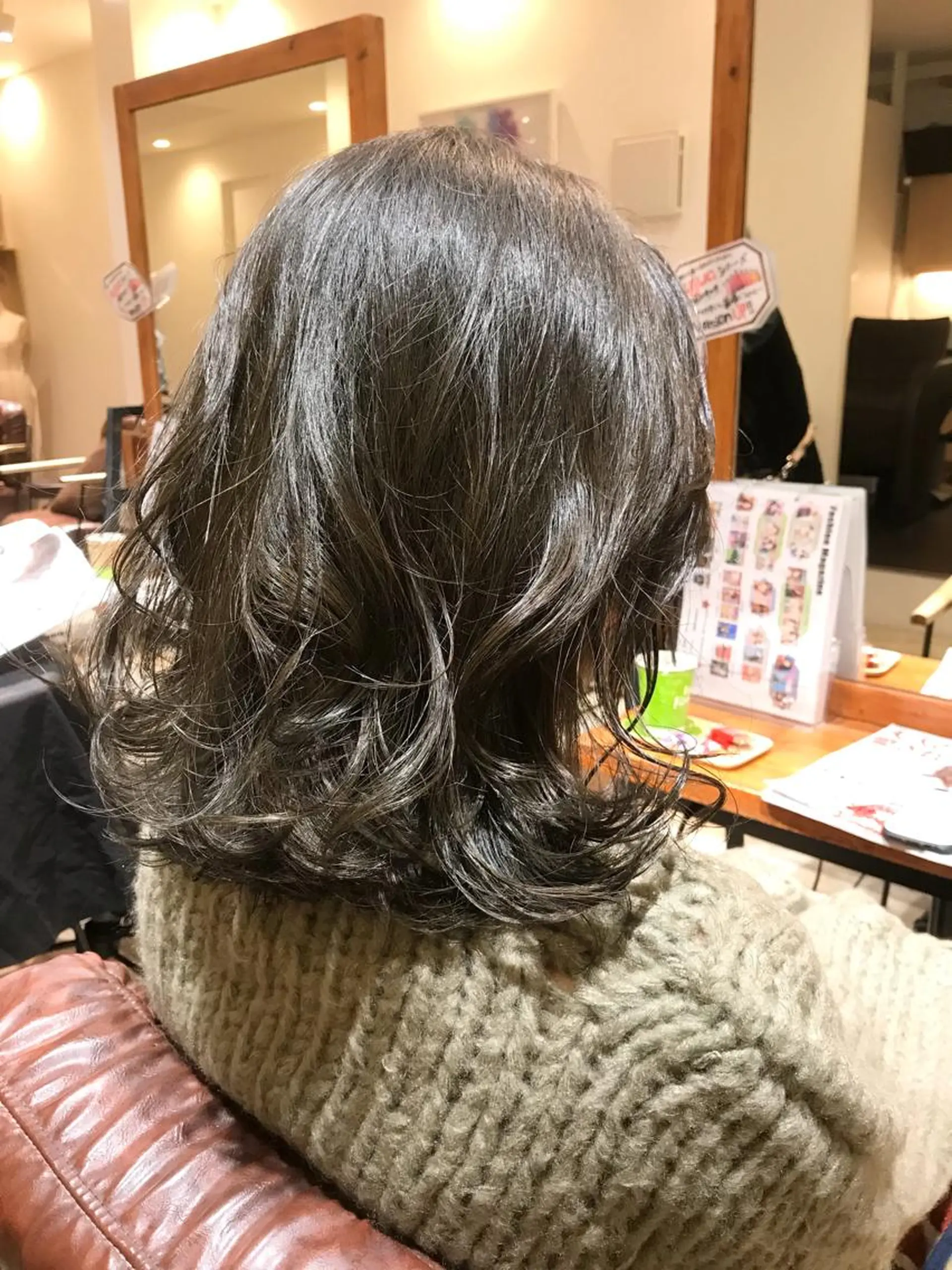ミディアム カラー シールエクステ⭐️ オオミタクヤのヘアスタイル