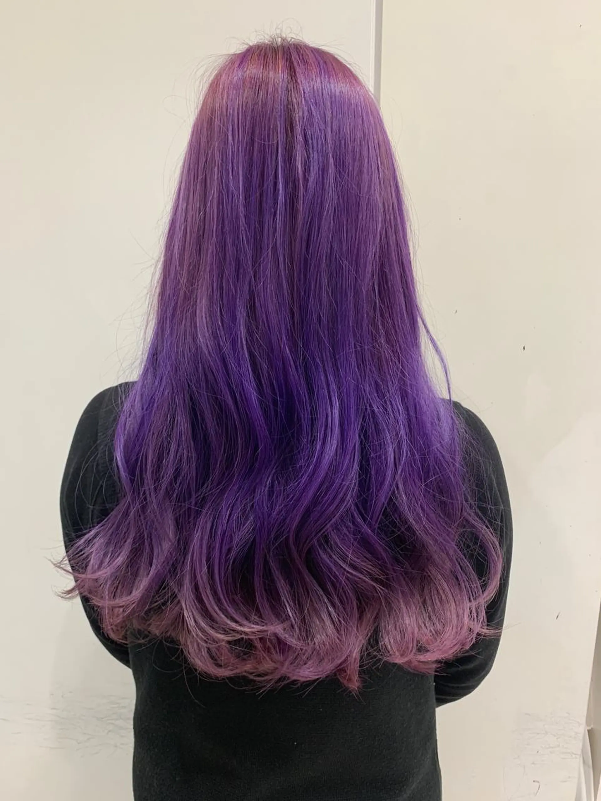 ロング カラー ブリーチ ケアブリーチ パープルカラー カット ヘアカラー トリートメント Le'a渋谷所属・インナーエクステ渋谷 🦋KAJIのヘアスタイル