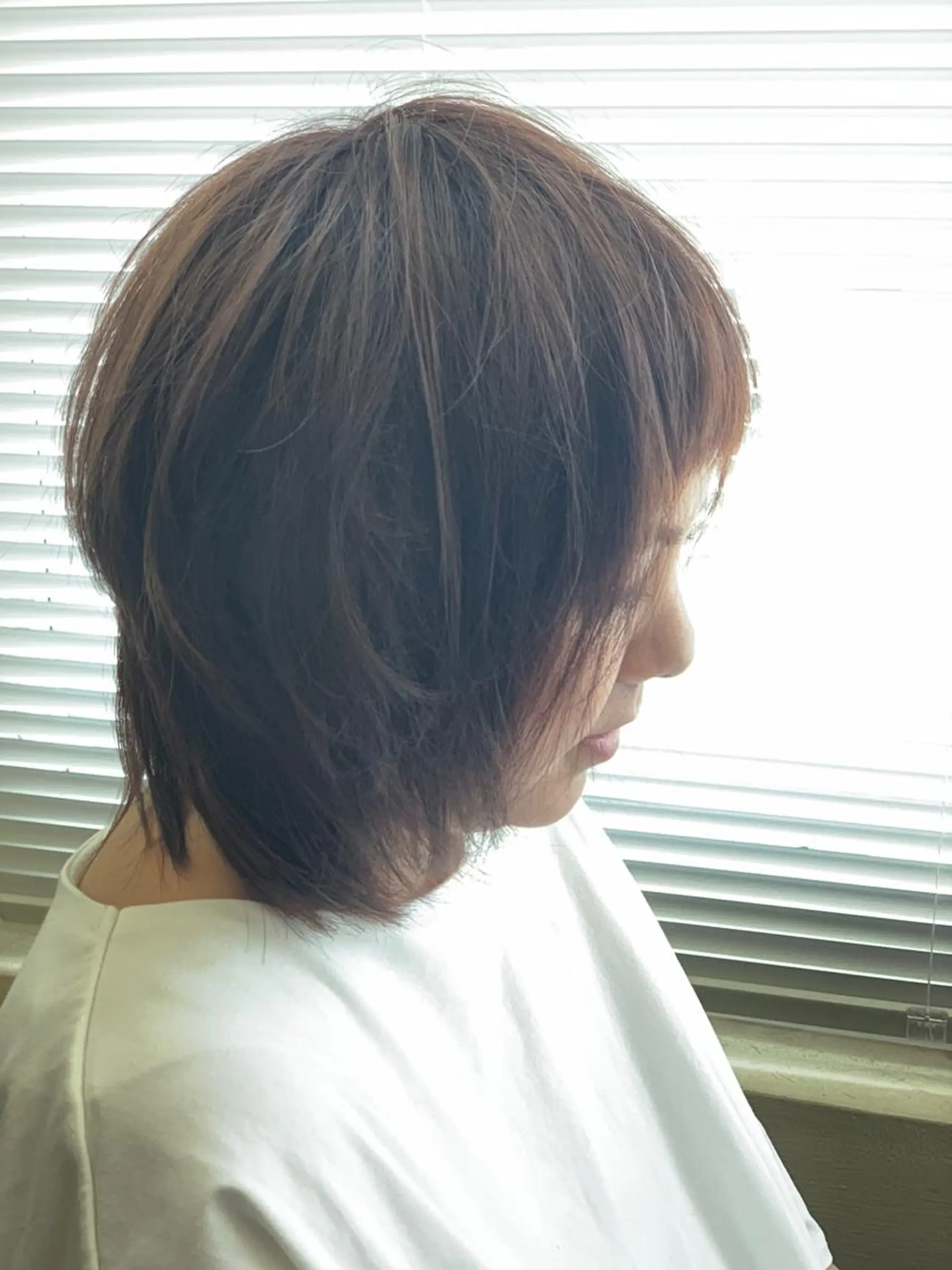 ミディアム カラー 鶴見 和美のヘアスタイル