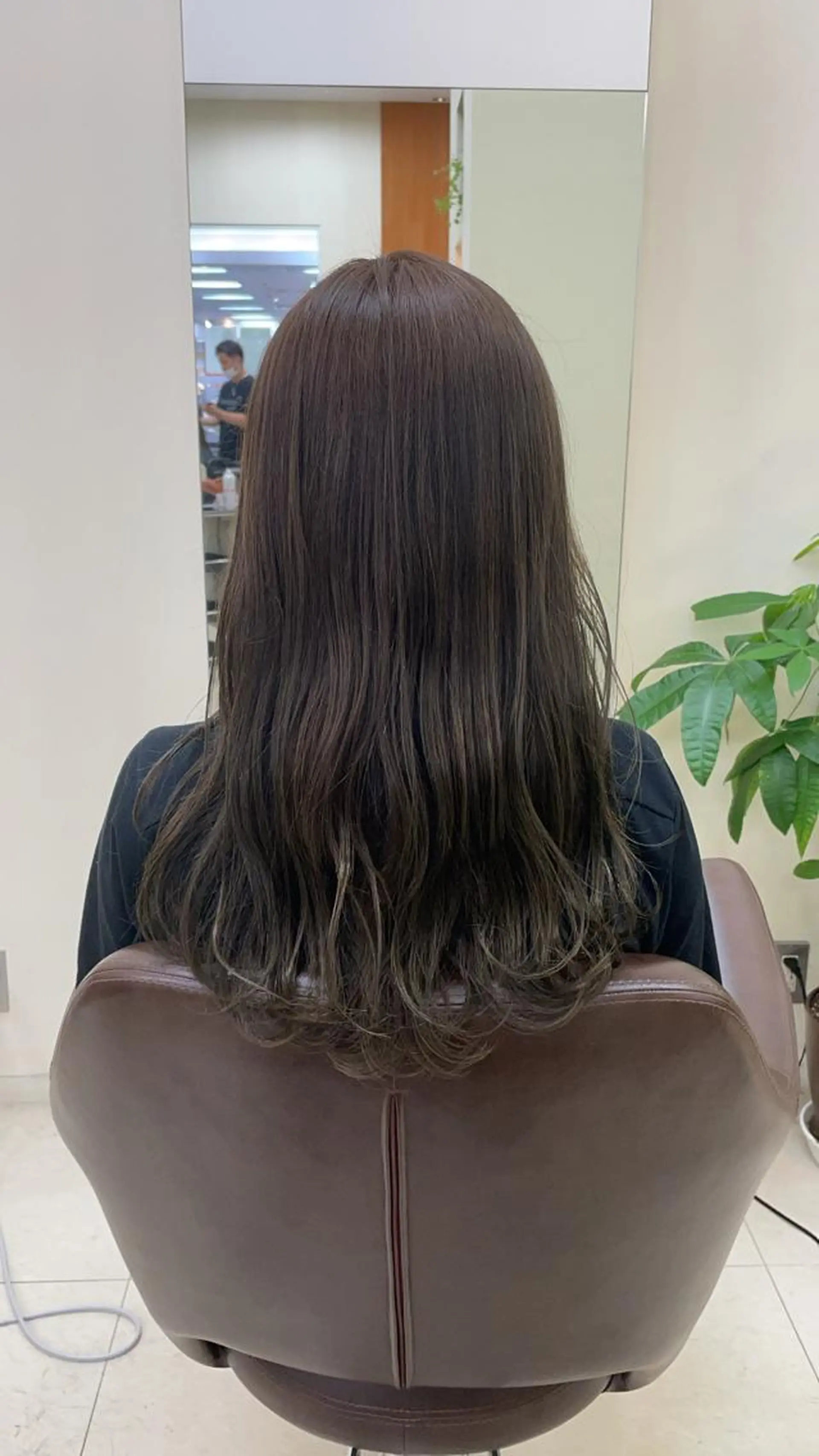 ロング カラー カット ヘアカラー 大住 京平のヘアスタイル