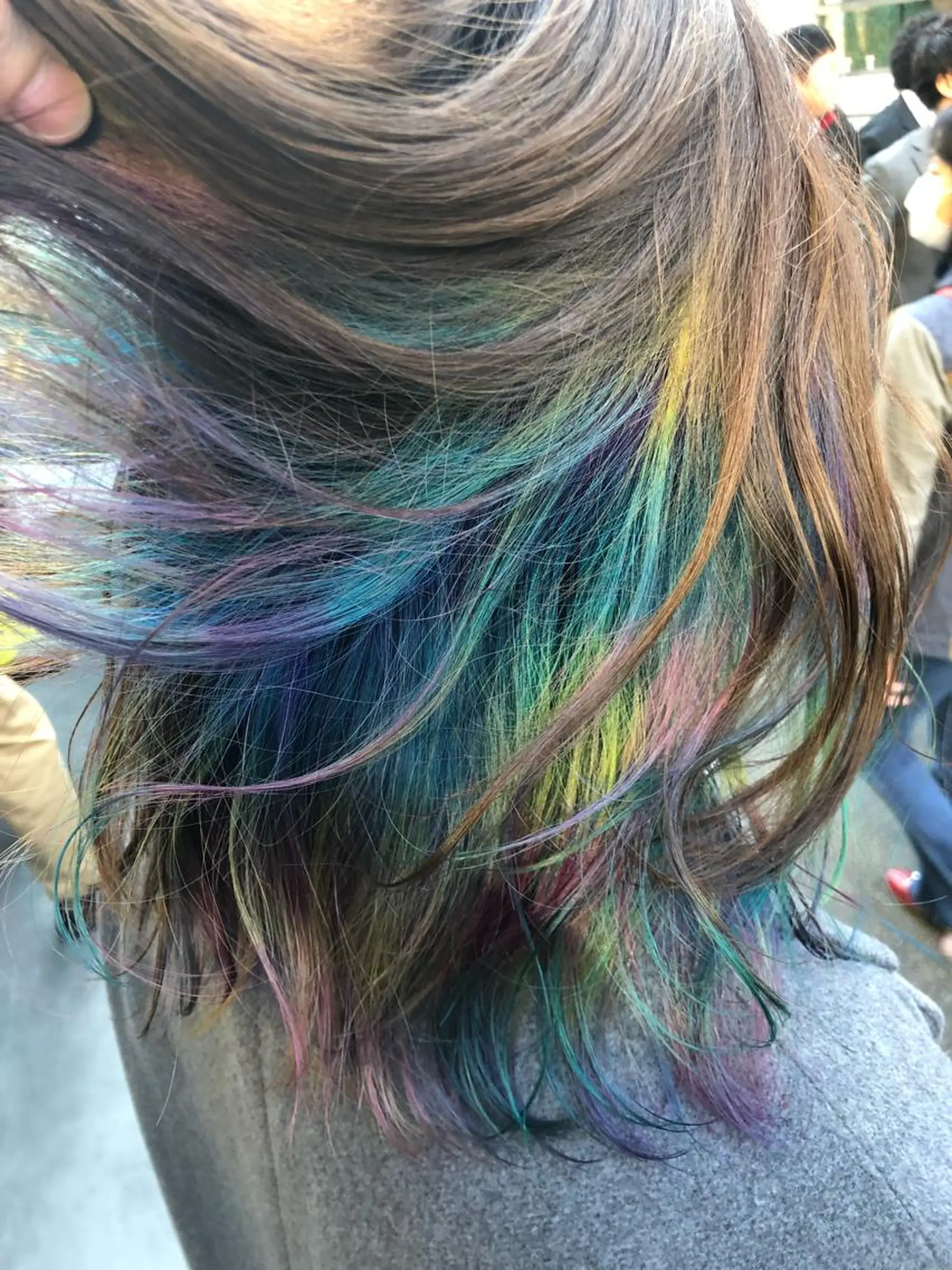 ミディアム カラー ユニコーンカラー カット ヘアカラー トリートメント 原宿サロン代表 デザインカラー伊藤卓のヘアスタイル