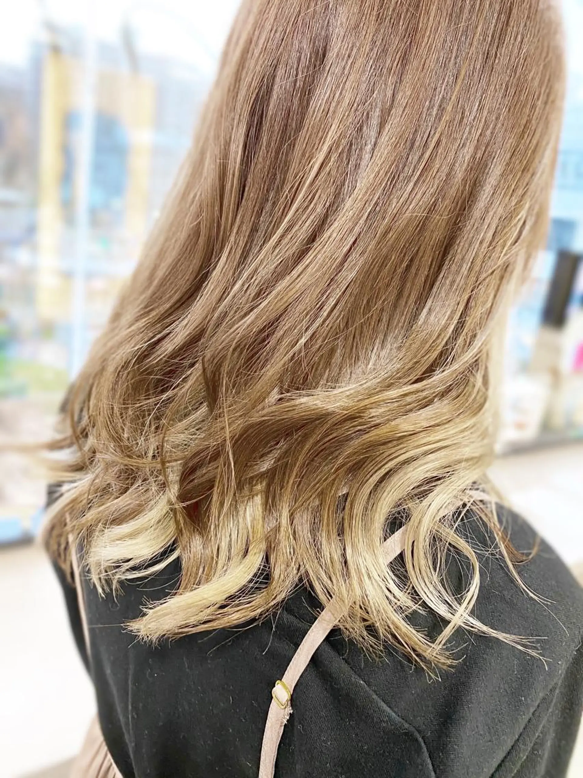 ミディアム 松浦 正覚のヘアスタイル