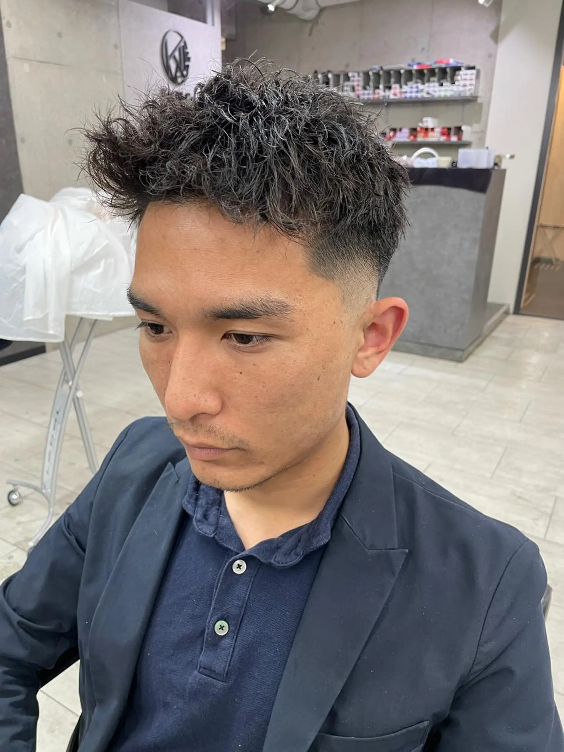 メンズ Kvell&Co.所属・ハイトーン カラーのヘアスタイル