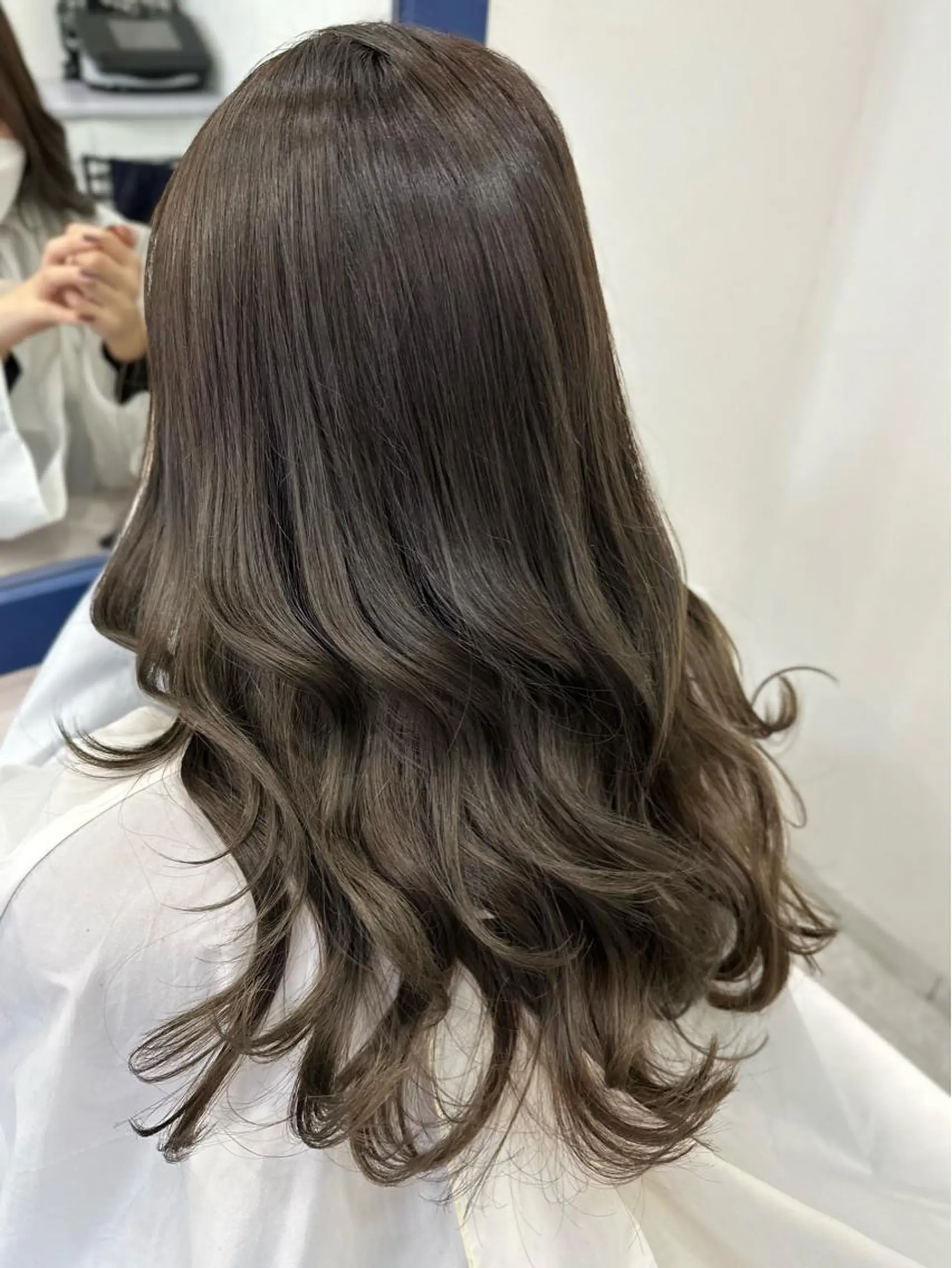 ロング カット ヘアカラー トリートメント Manami ♡のヘアスタイル