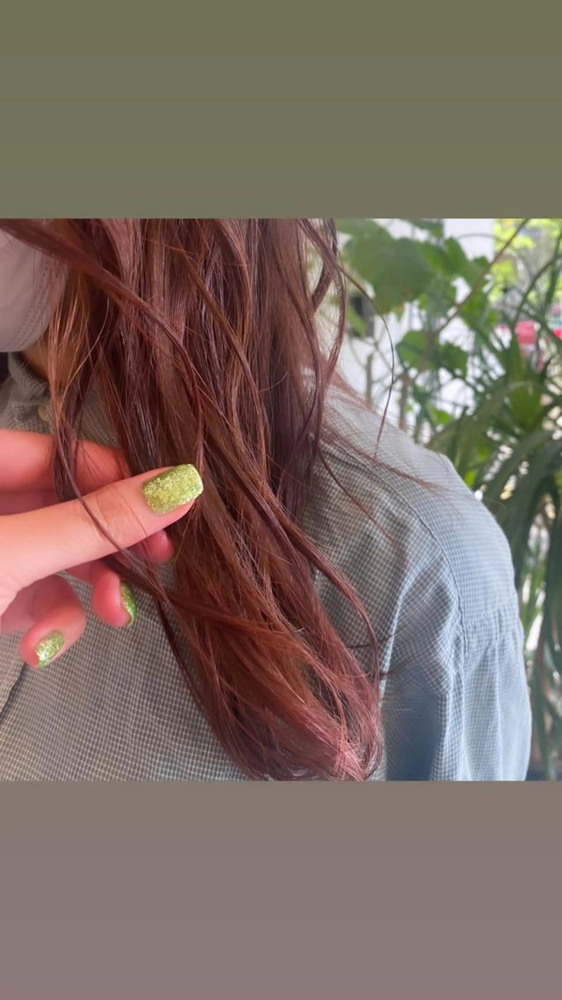 セミロング ヘアカラー botan🦖*･ amiのヘアスタイル