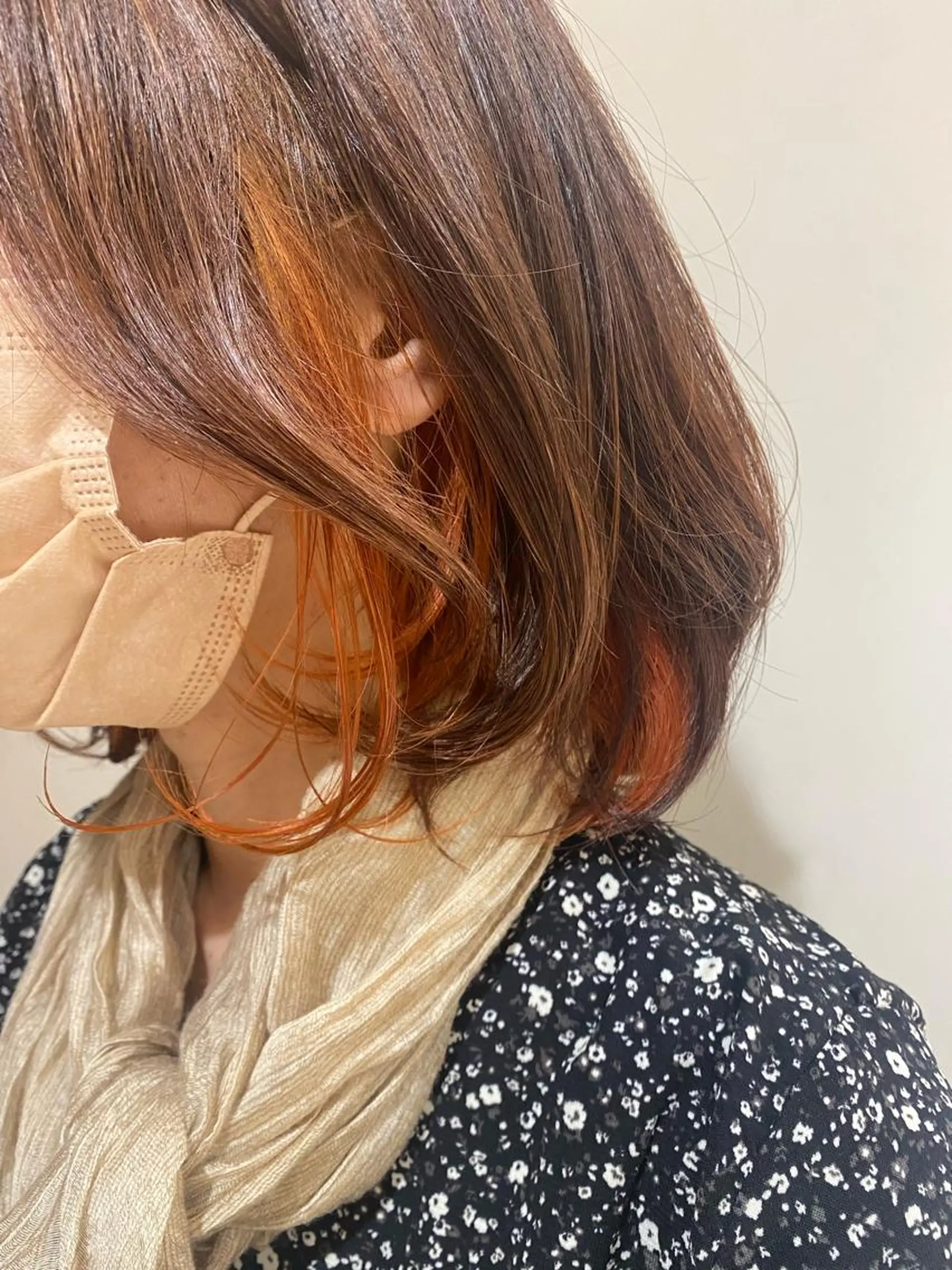 ミディアム カラー 藤原 侑香のヘアスタイル