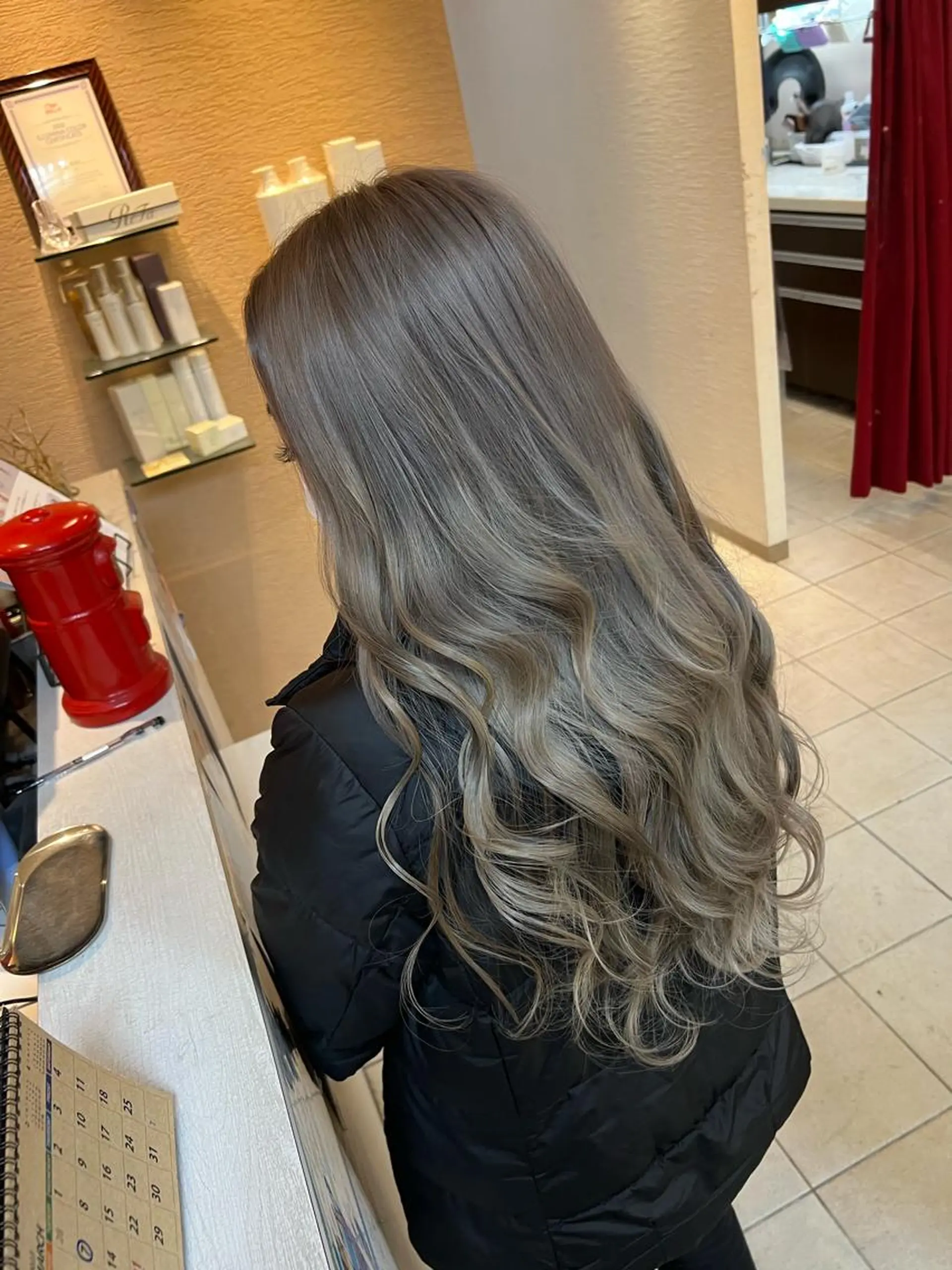 カラー ダブルカラー ALEAP himekaのヘアスタイル