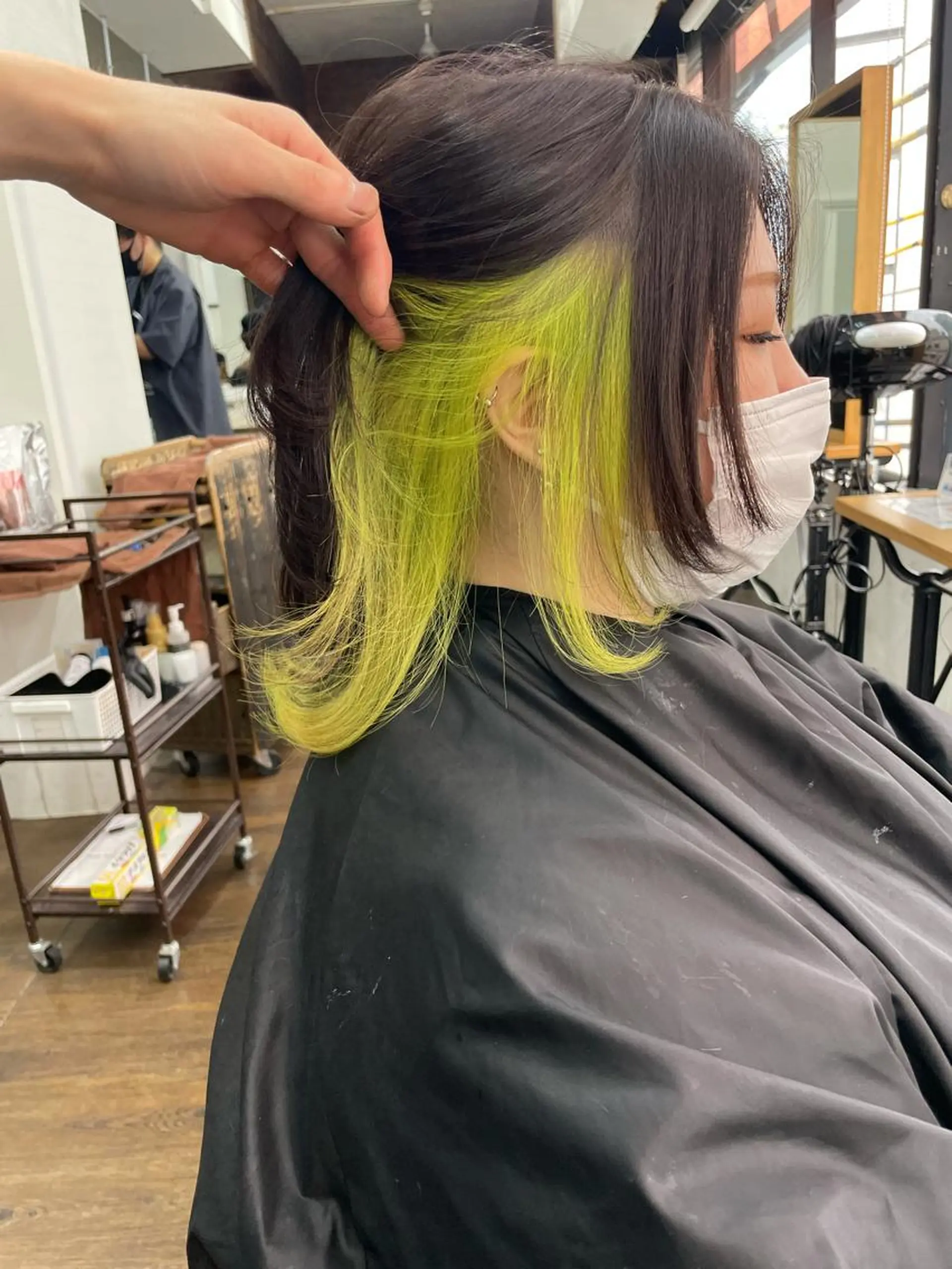 ミディアム カラー ヒカ/外国人風 デザインカラーのヘアスタイル