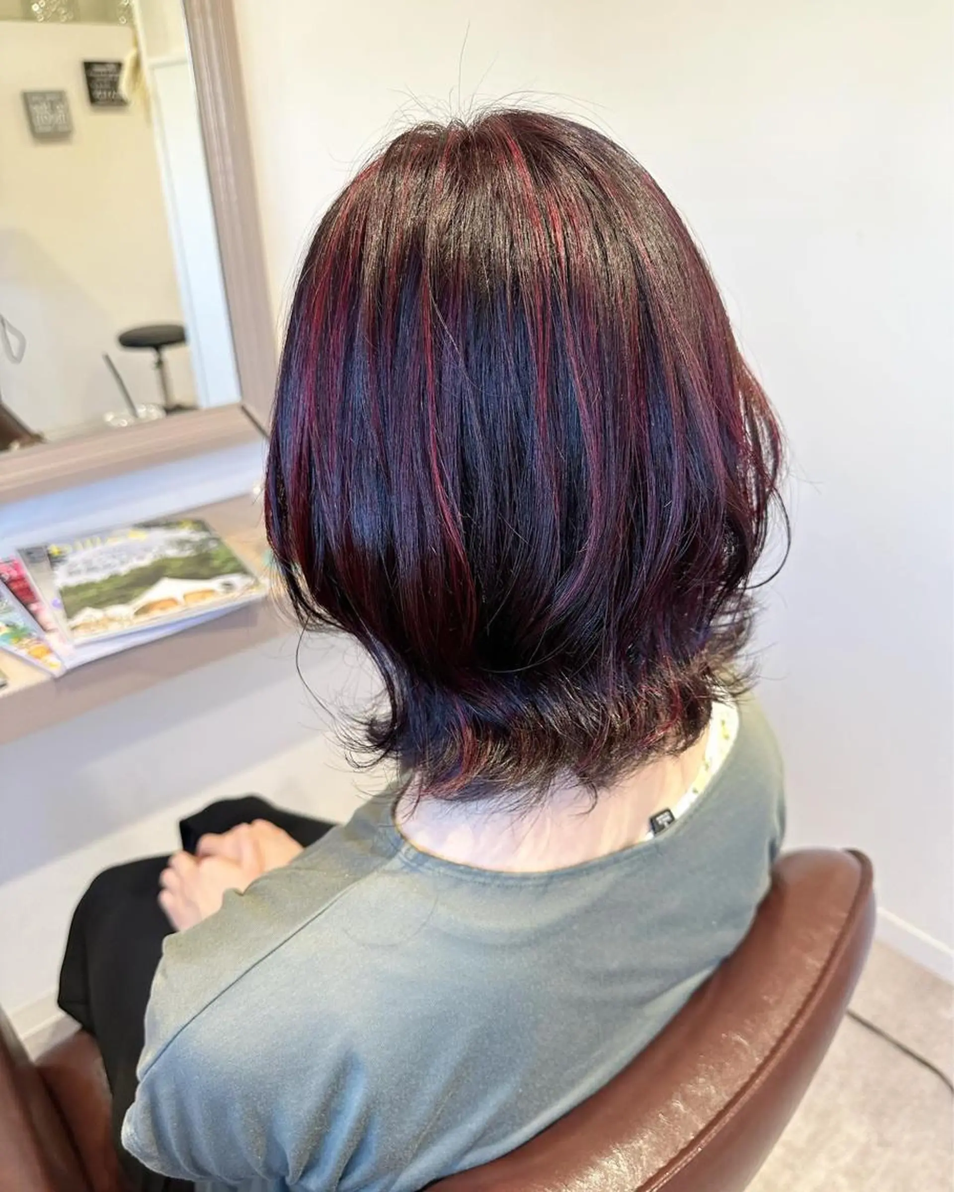 ミディアム カラー ハイライトカラー ハイライト カット ヘアカラー トリートメント 荒木 ひろかのヘアスタイル