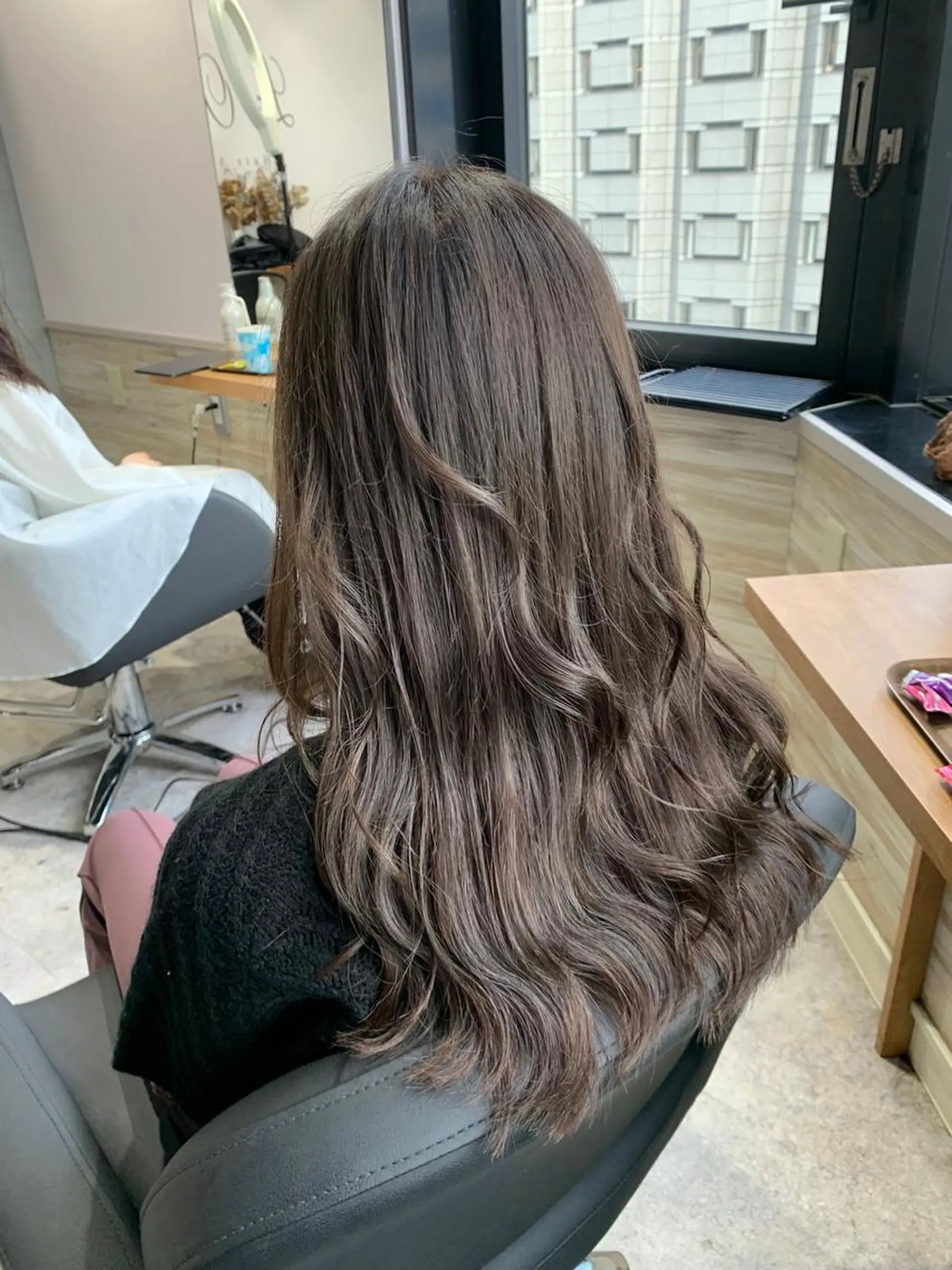 ロング shes茶屋町アリサ 🎀顔周り×韓国風のヘアスタイル