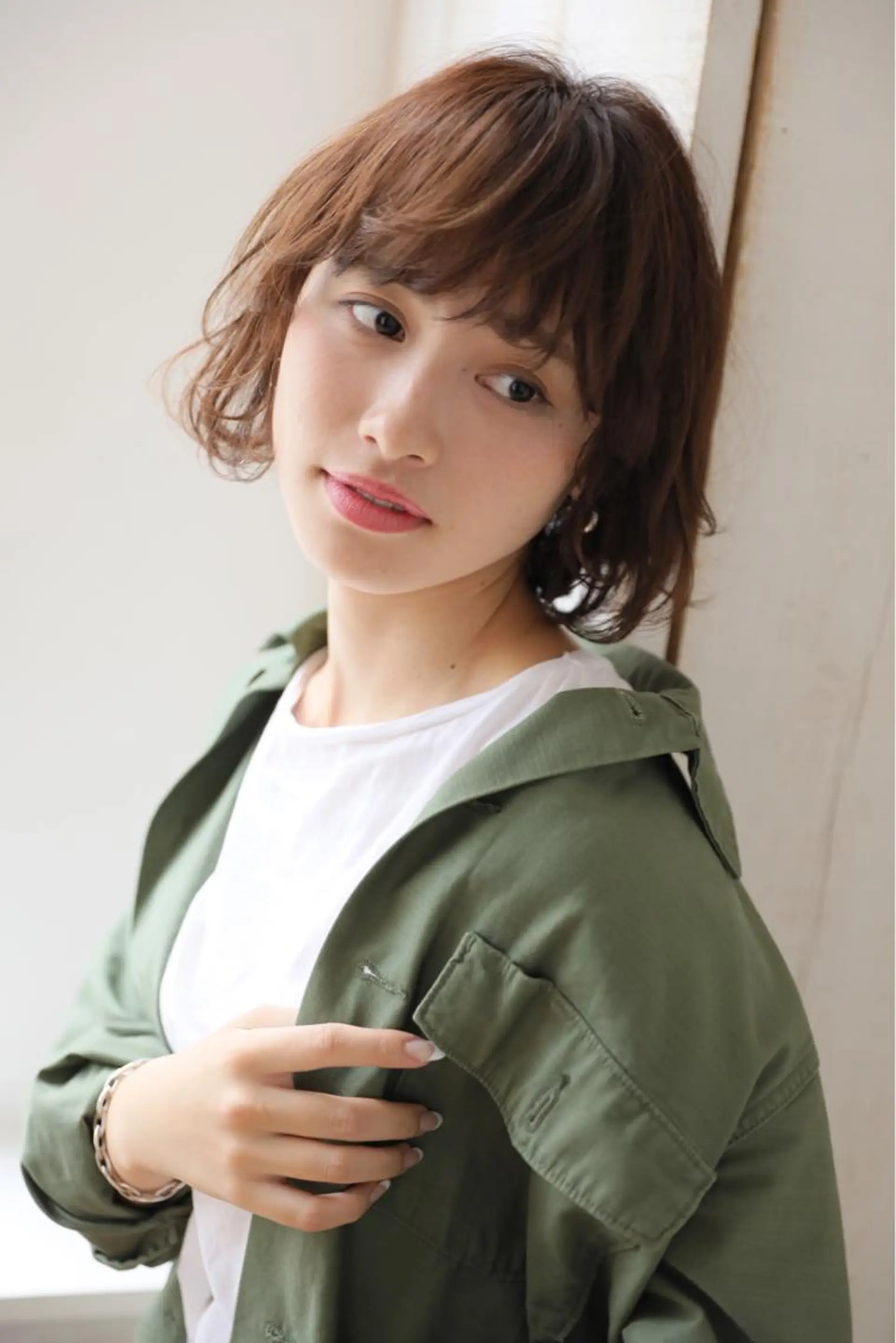 ミディアム ショート ボブ 梅田 木戸健人のヘアスタイル