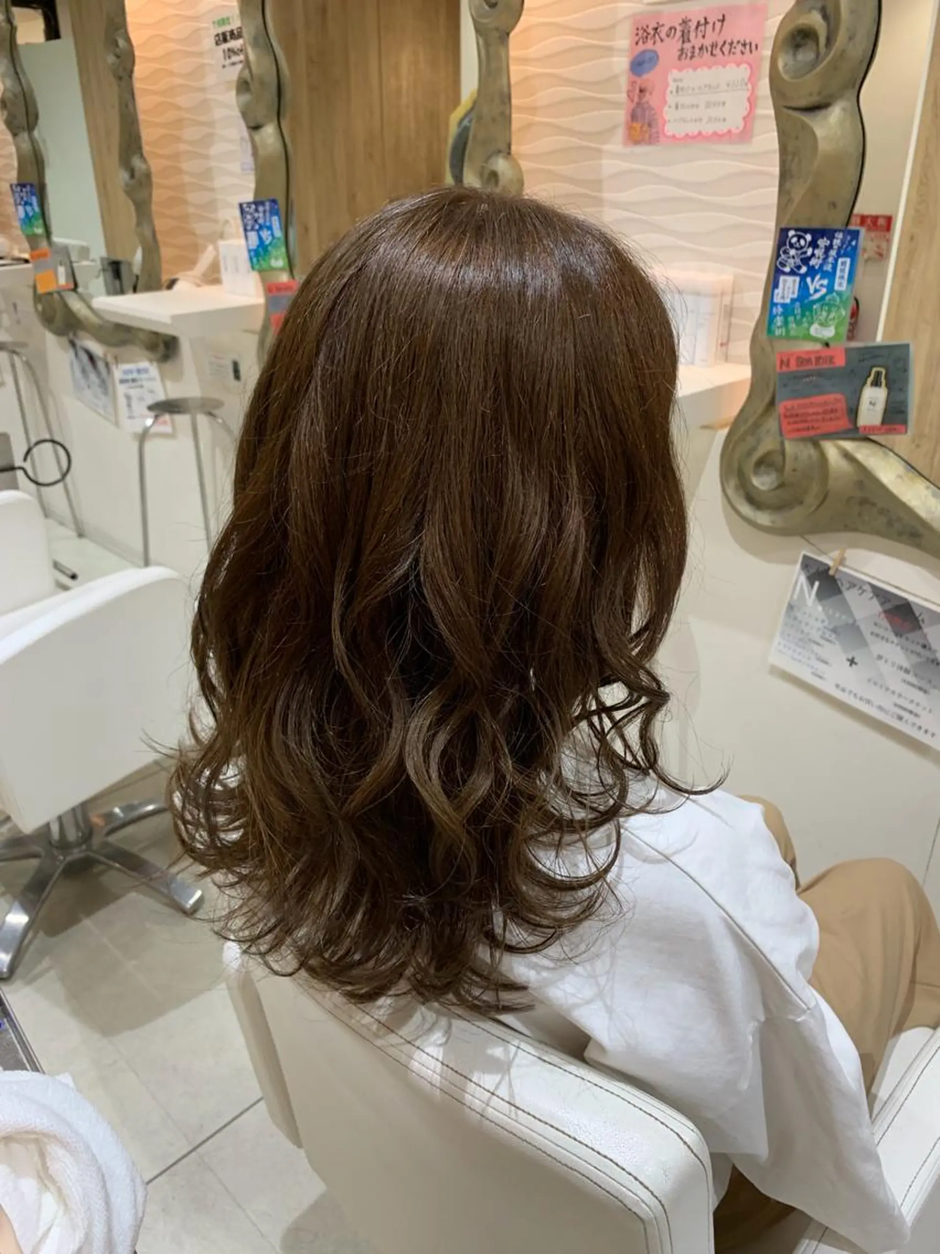 セミロング カラー ヘアアレンジ ヘアカラー トリートメント 松吉 純平のヘアスタイル