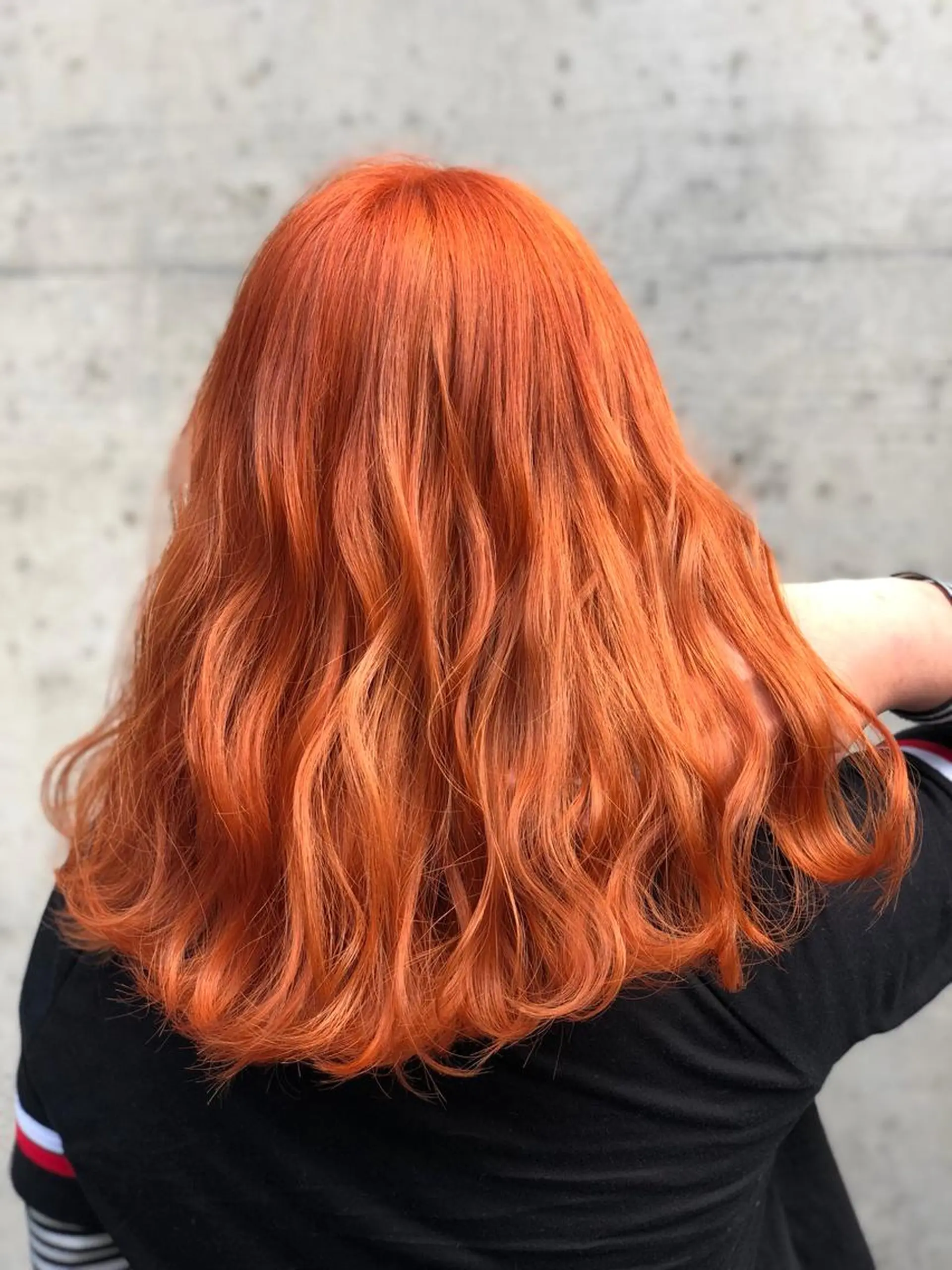カラー オレンジ 韓国ヘア🤍髪質改善 🇰🇷AKANEのヘアスタイル