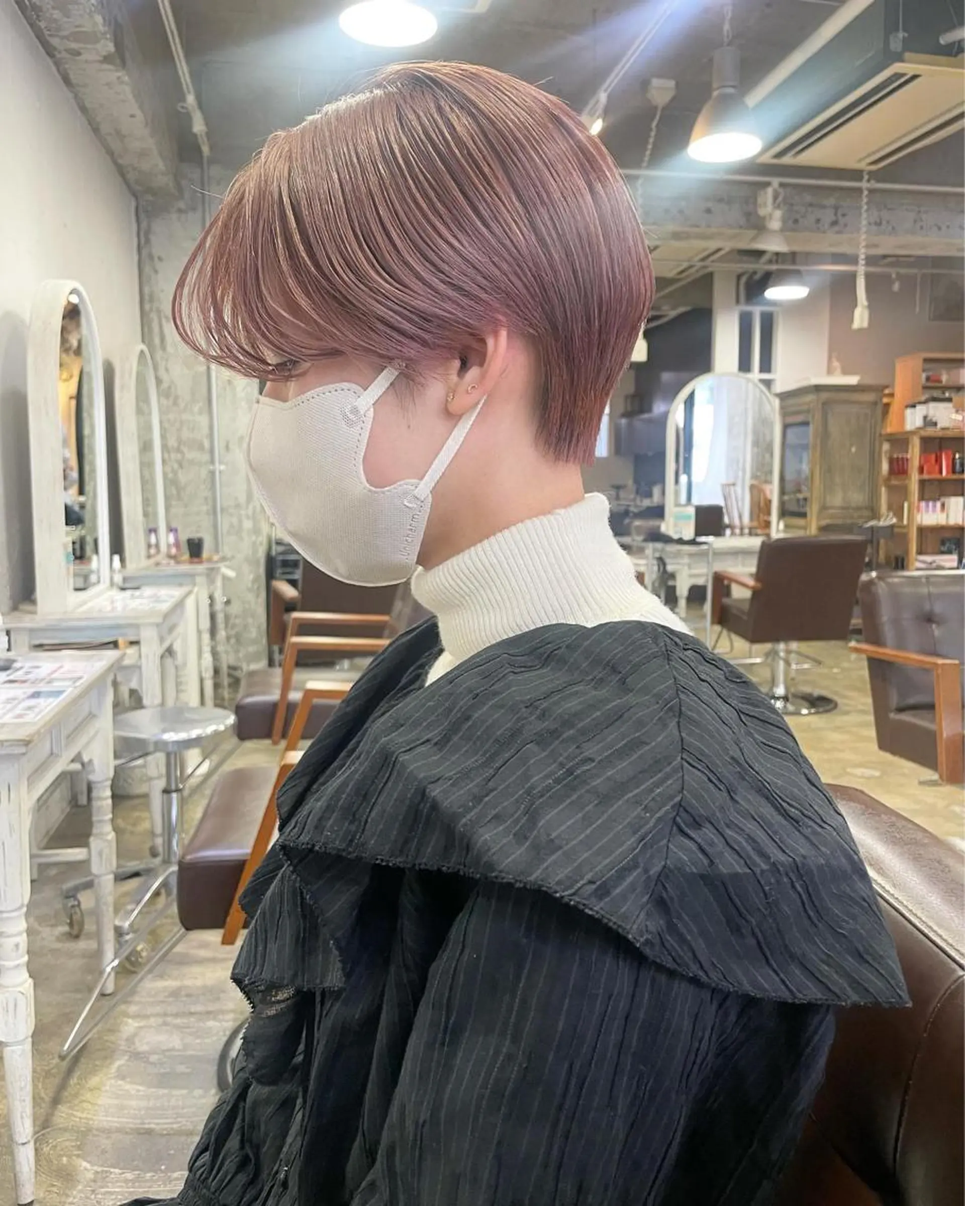 ショート カラー カット ヘアカラー トリートメント suvvy hairsalonのヘアスタイル