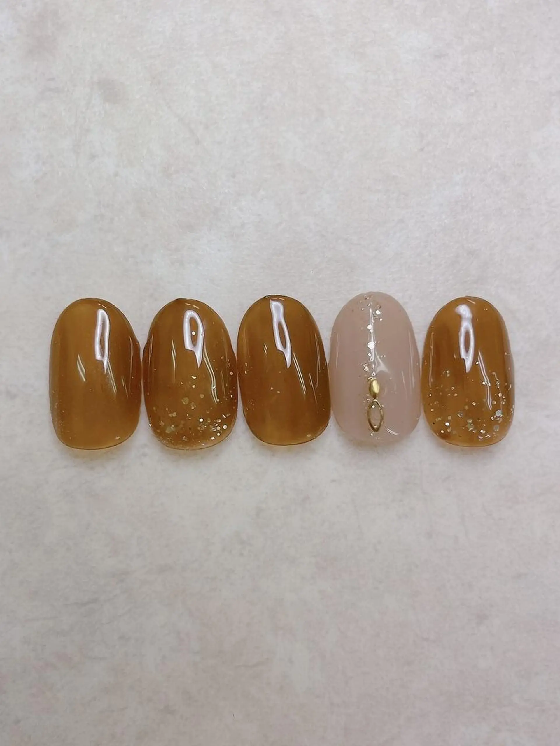 ネイル シンプルネイル ハーリッチnail HeaRichのネイルデザイン