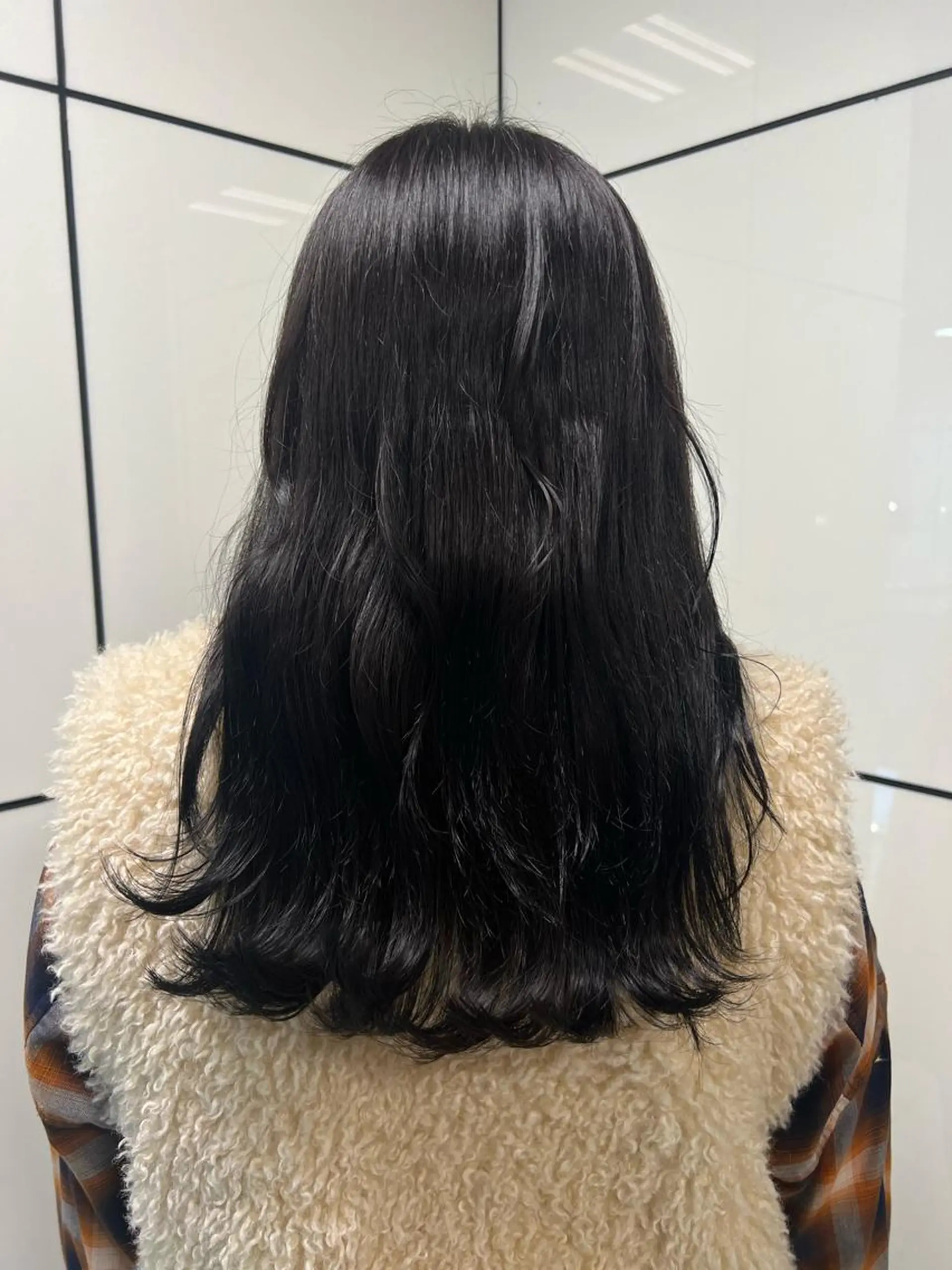カラー 黒髪 ブルーカラー ブルーブラック 学生 ヘアカラー 酸性ストレート/ カスミ🩰のヘアスタイル