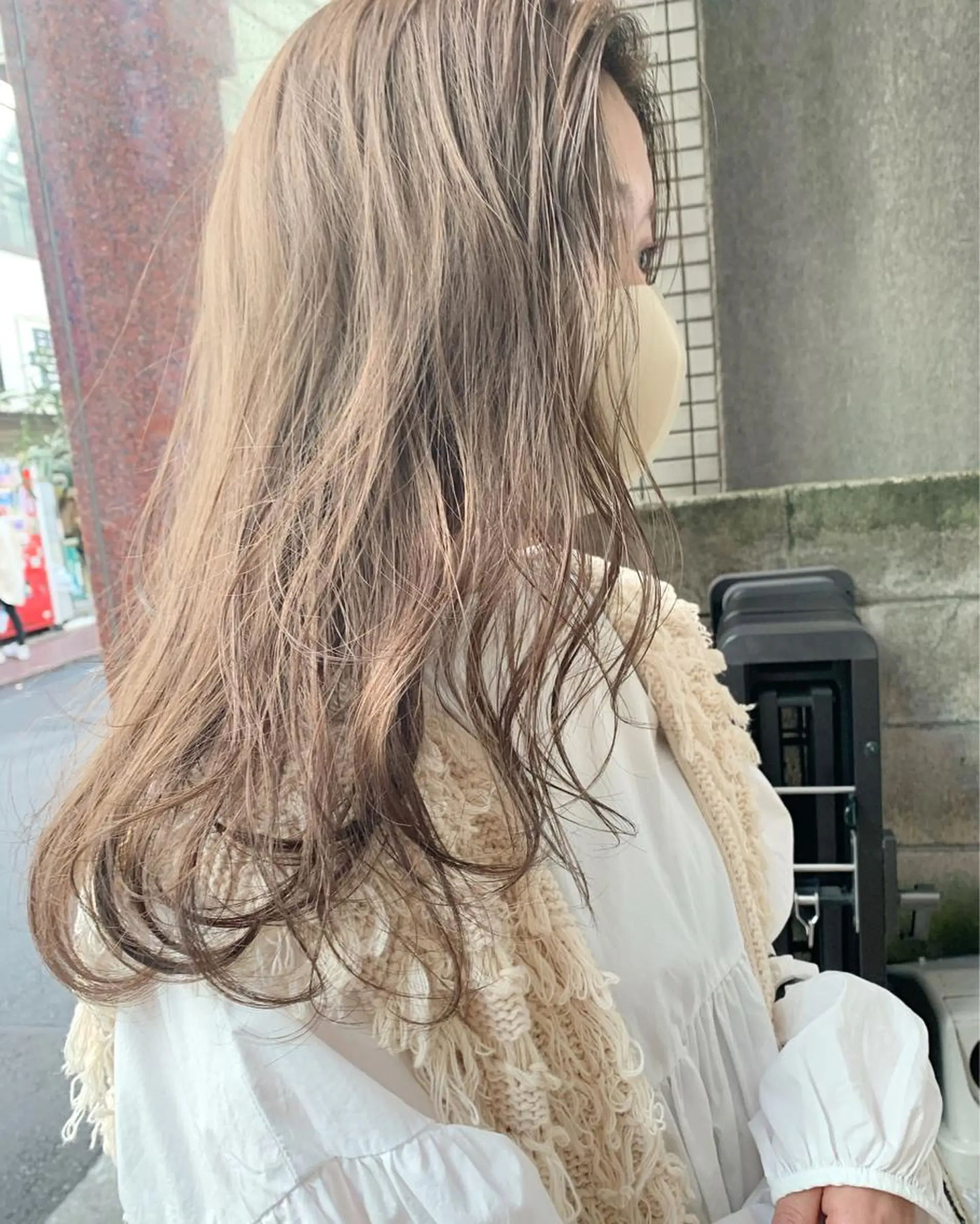 ロング カラー ヘアアレンジ ベージュカラー ブリーチ ミルクティーベージュ 🌿ニュアンスパーマ /ショート淳平のヘアスタイル