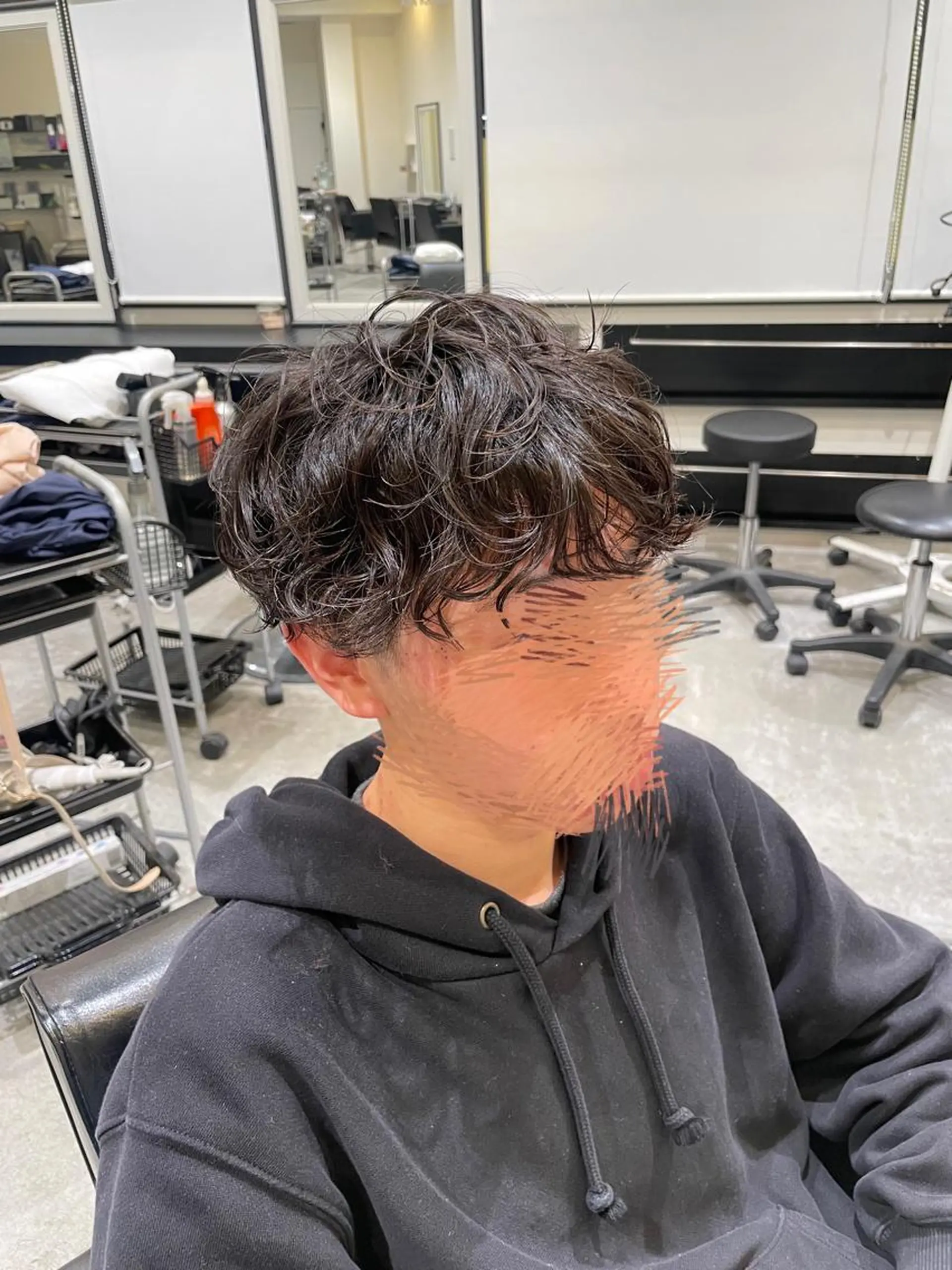 パーマ メンズ メンズパーマ MOURI CHISATOのヘアスタイル