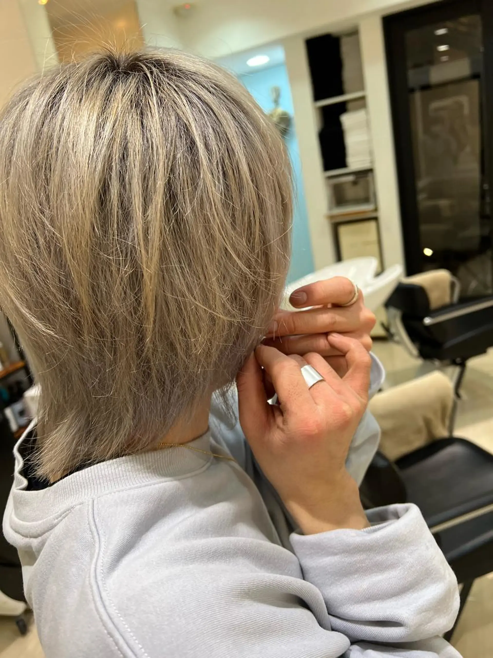 ミディアム パーマ ヘアアレンジ メンズ キッズ ネイル マツエク・マツパ 学生(メンズ向け) 学生 髪質改善 ヘアカラー 堀井 凌平のヘアスタイル