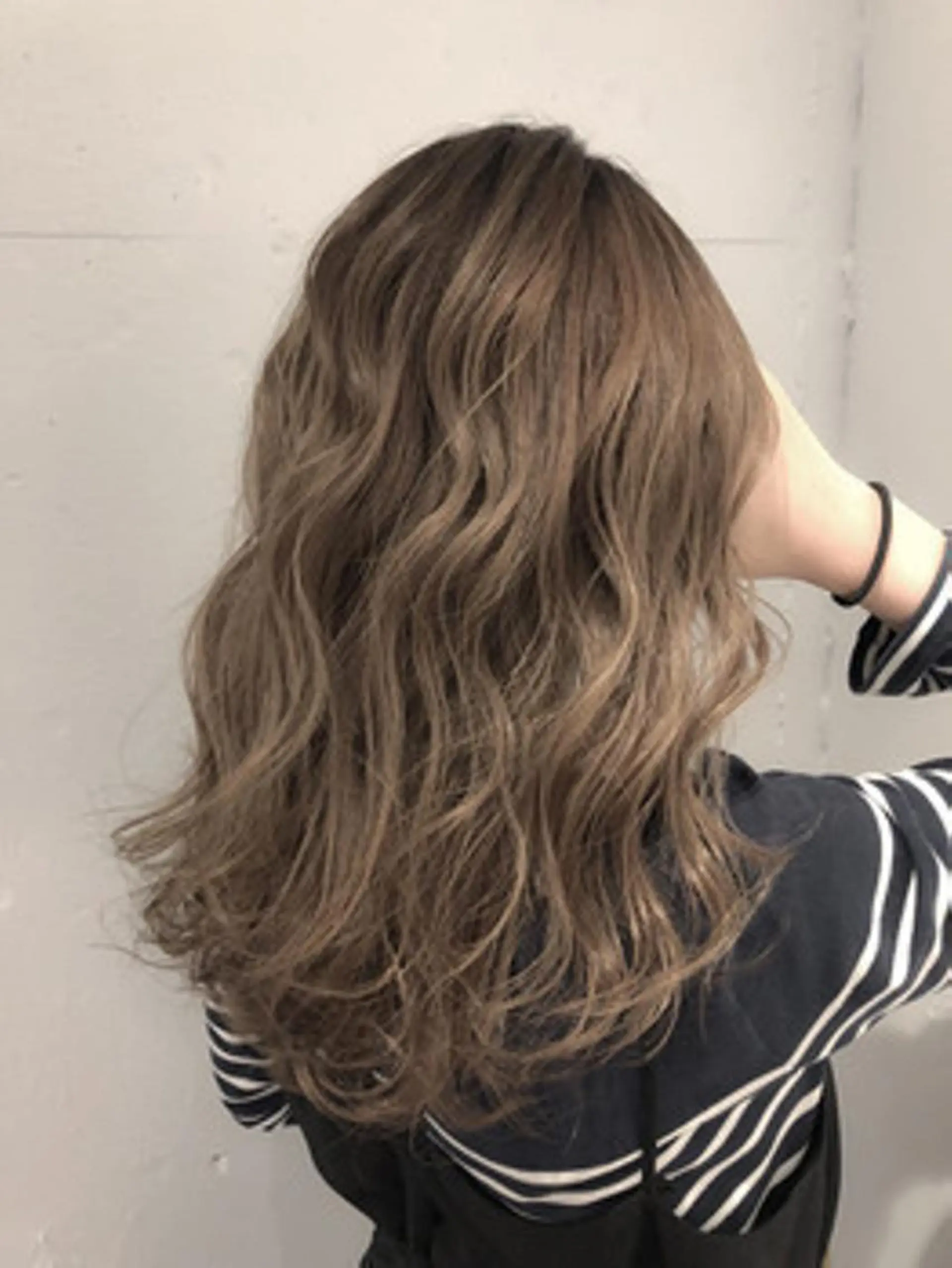 ミディアム カラー ヘアカラー トリートメント 土谷 敦郎のヘアスタイル