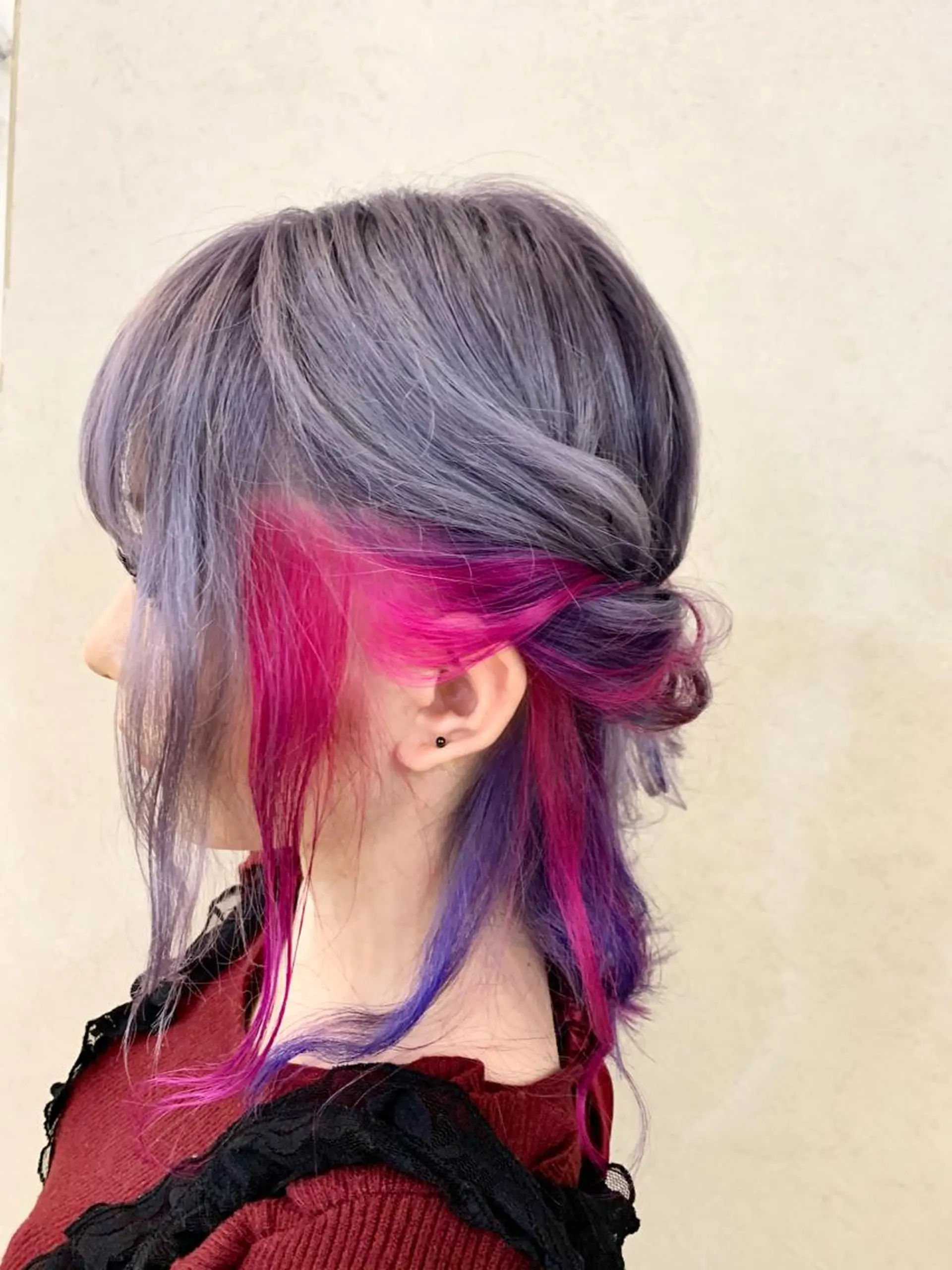 ミディアム 倉林隆一🐈 ダブルカラー/艶髪のヘアスタイル