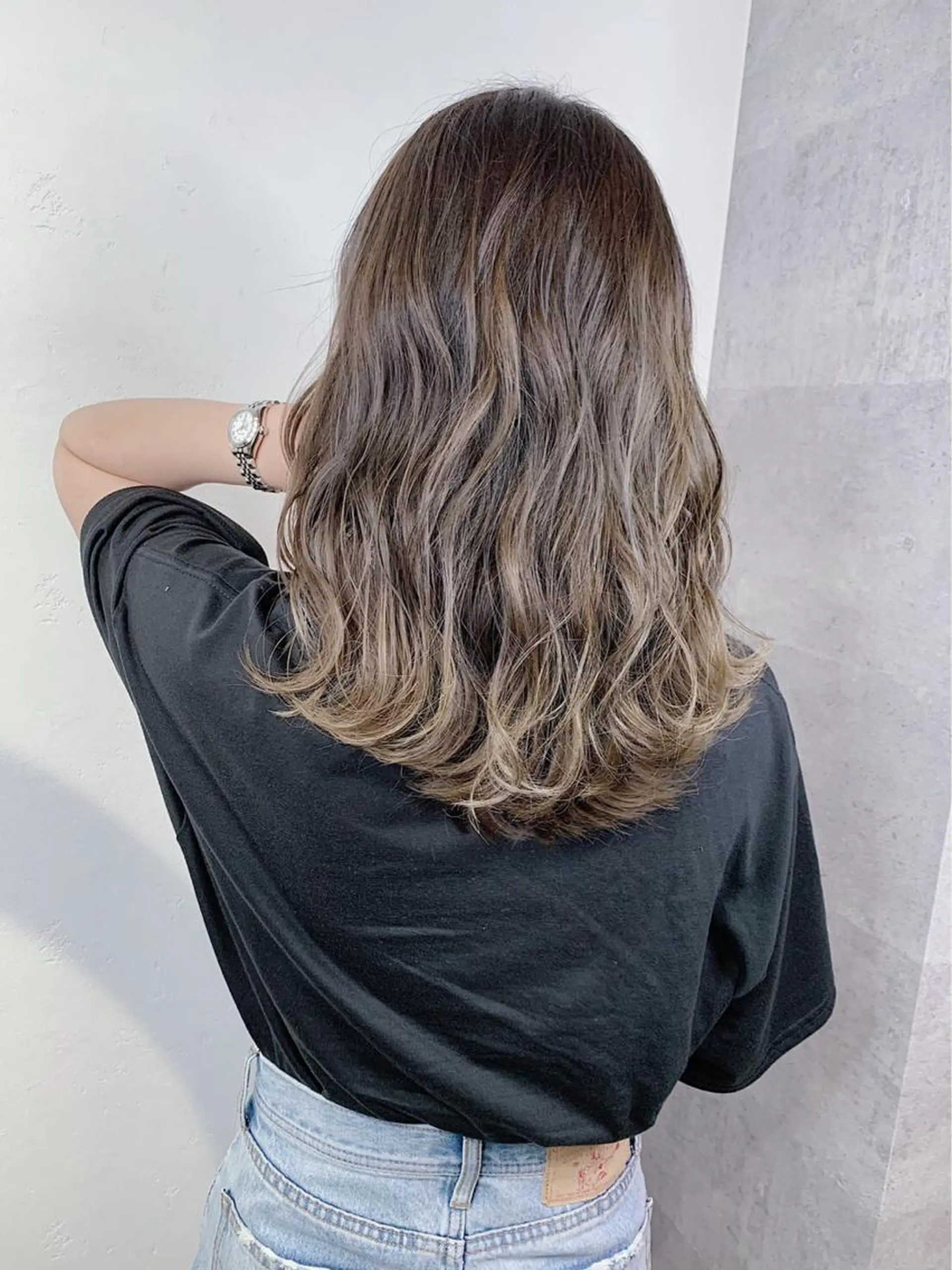 セミロング カラー パーマ ヘアアレンジ メンズ ベージュカラー グラデーションカラー _ WHITE三宮店のヘアスタイル