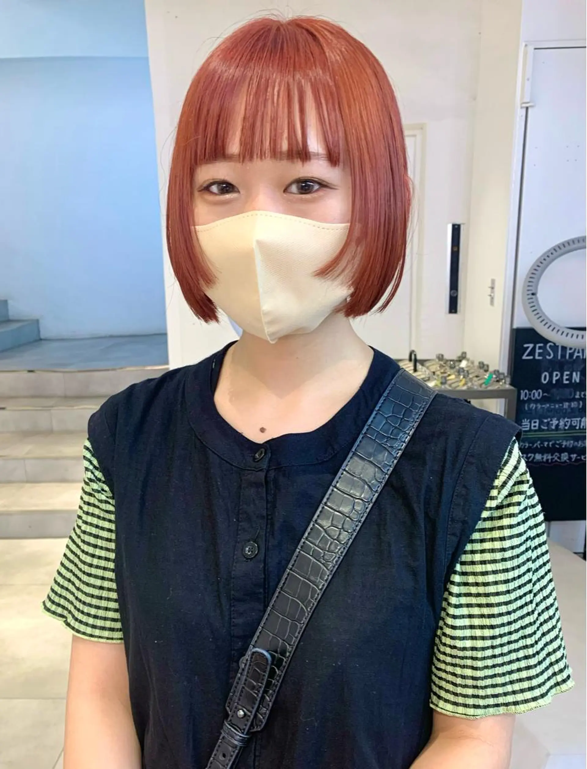 ショート カラー 顔周りカット カット ヘアカラー Kureha/ネイル レイヤー/酸性縮毛のヘアスタイル