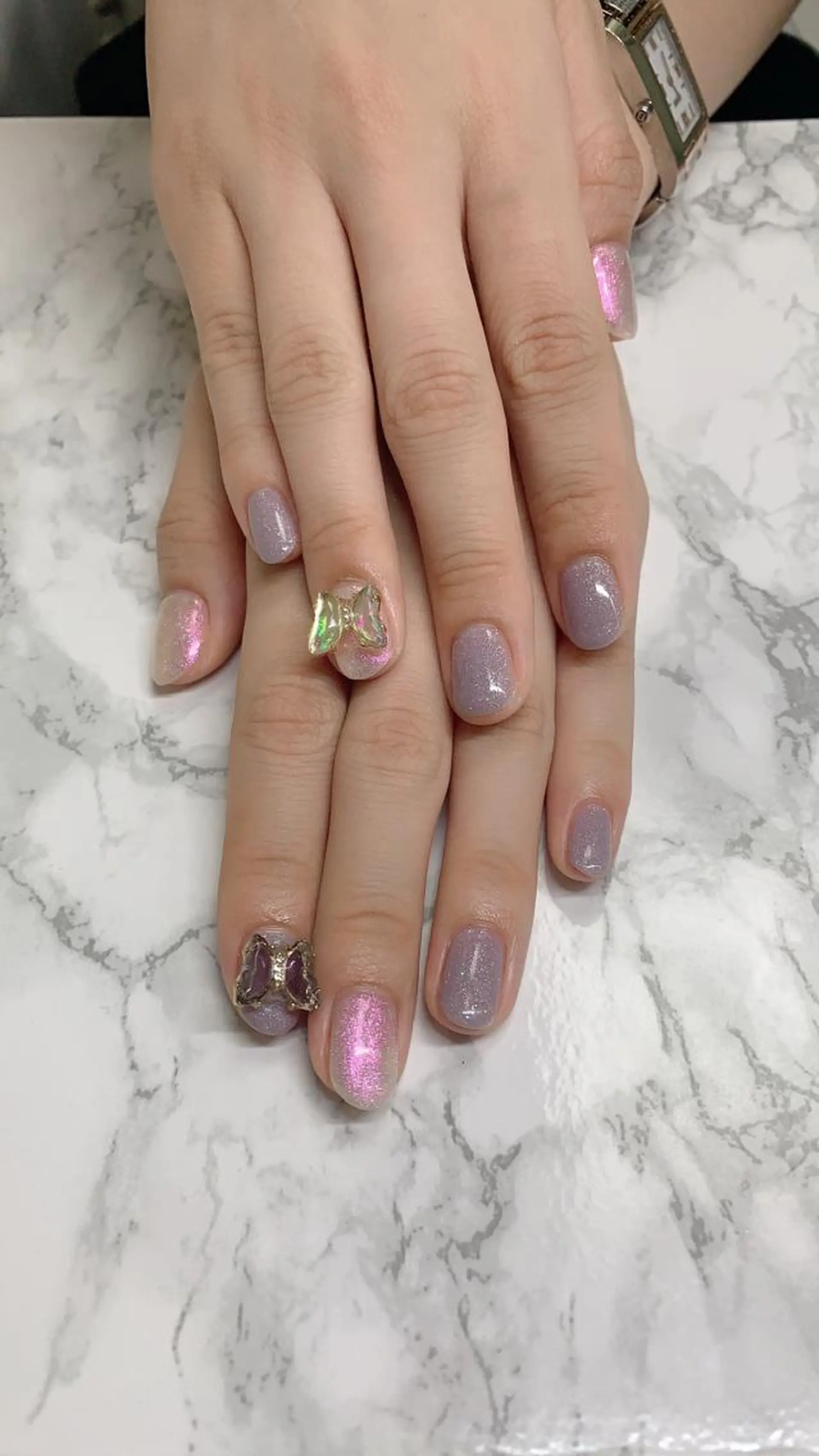 ネイル はな💎ネイル ワンホン、長さ出しのネイルデザイン