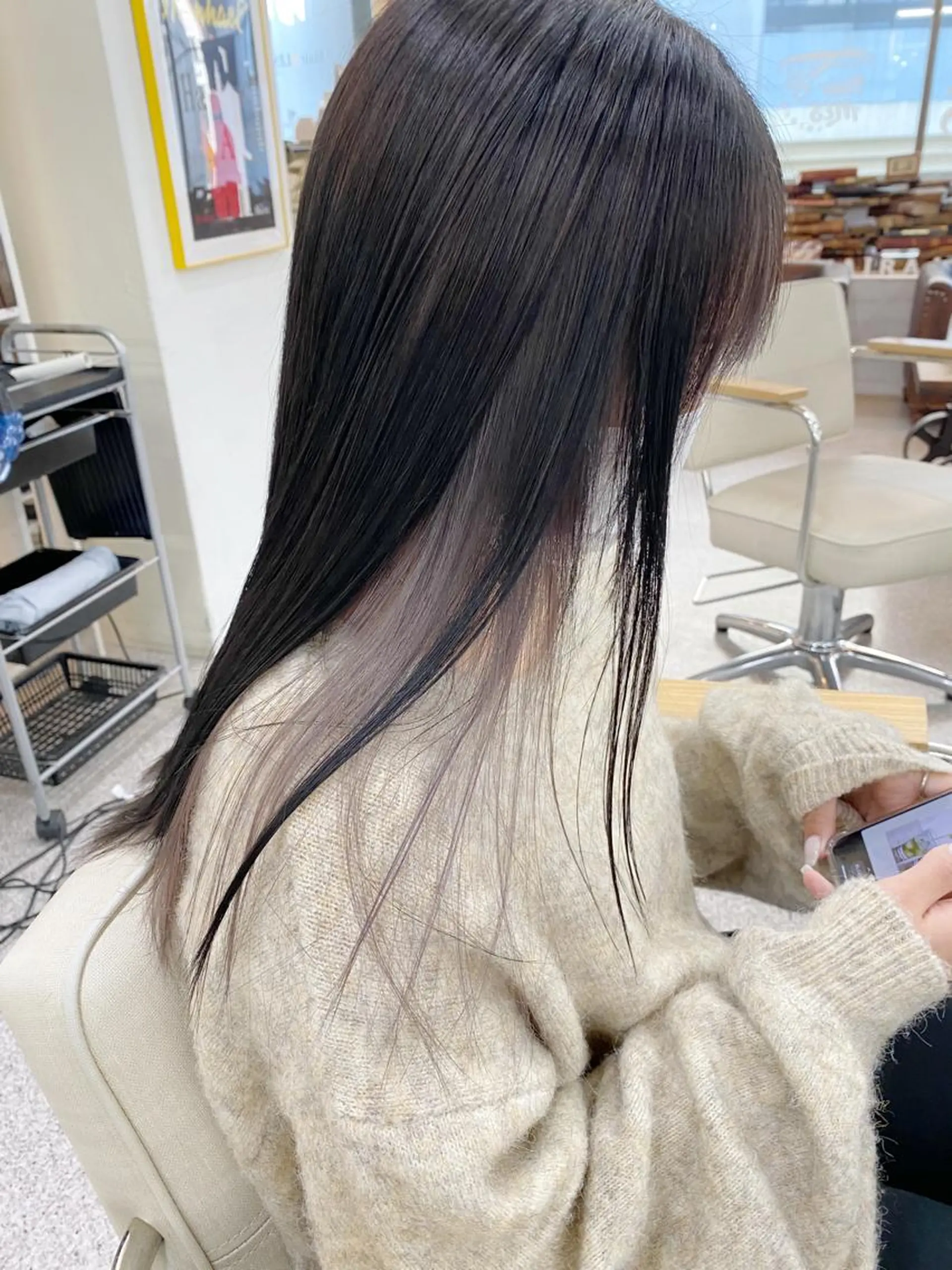 セミロング カラー カット ヘアカラー トリートメント レイヤー/ウルフエク テブリーチ磯部ユズキのヘアスタイル