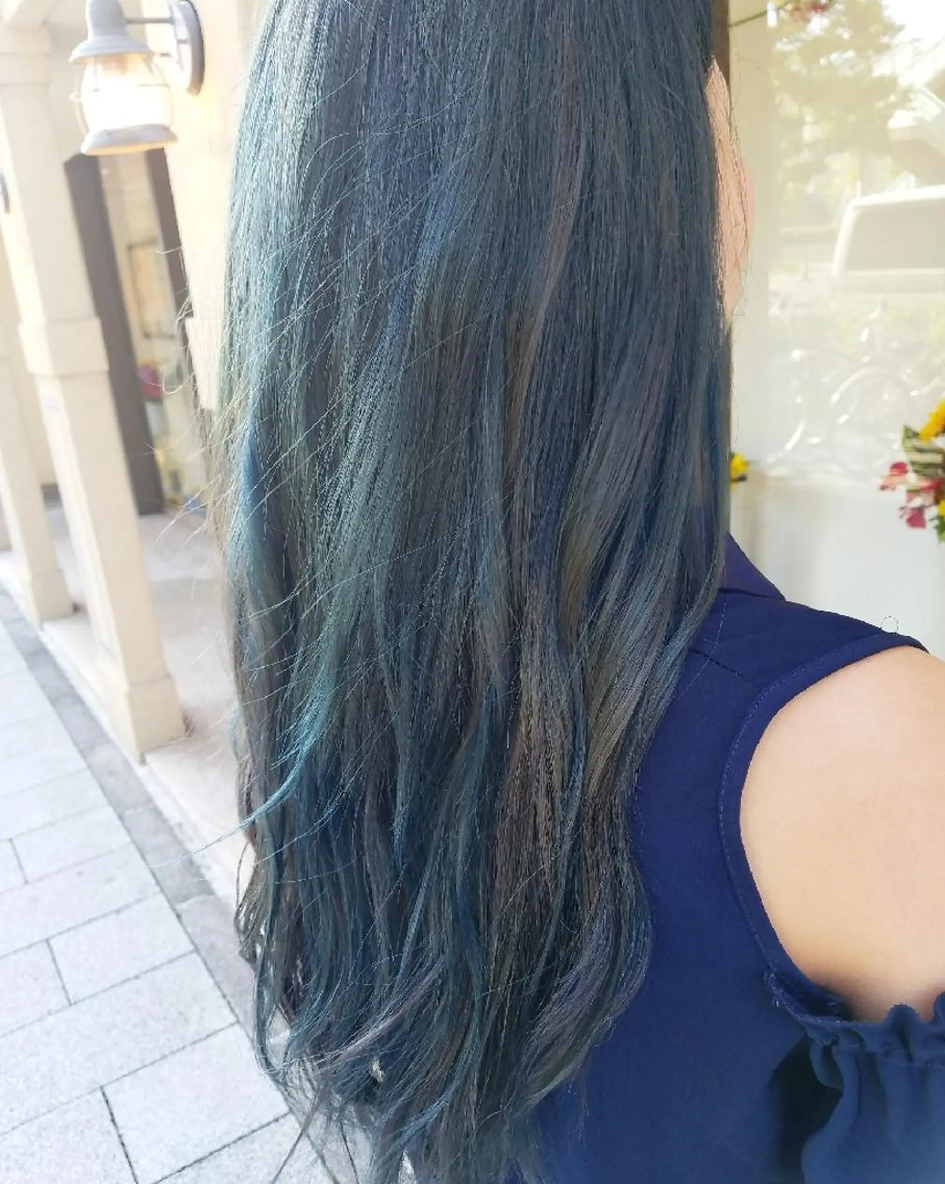 カラー ロング ブルーカラー ブルージュ グレージュ EMANON名古屋所属・美谷添(ミヤゾエ) まどか大人ヘアサロンのヘアスタイル