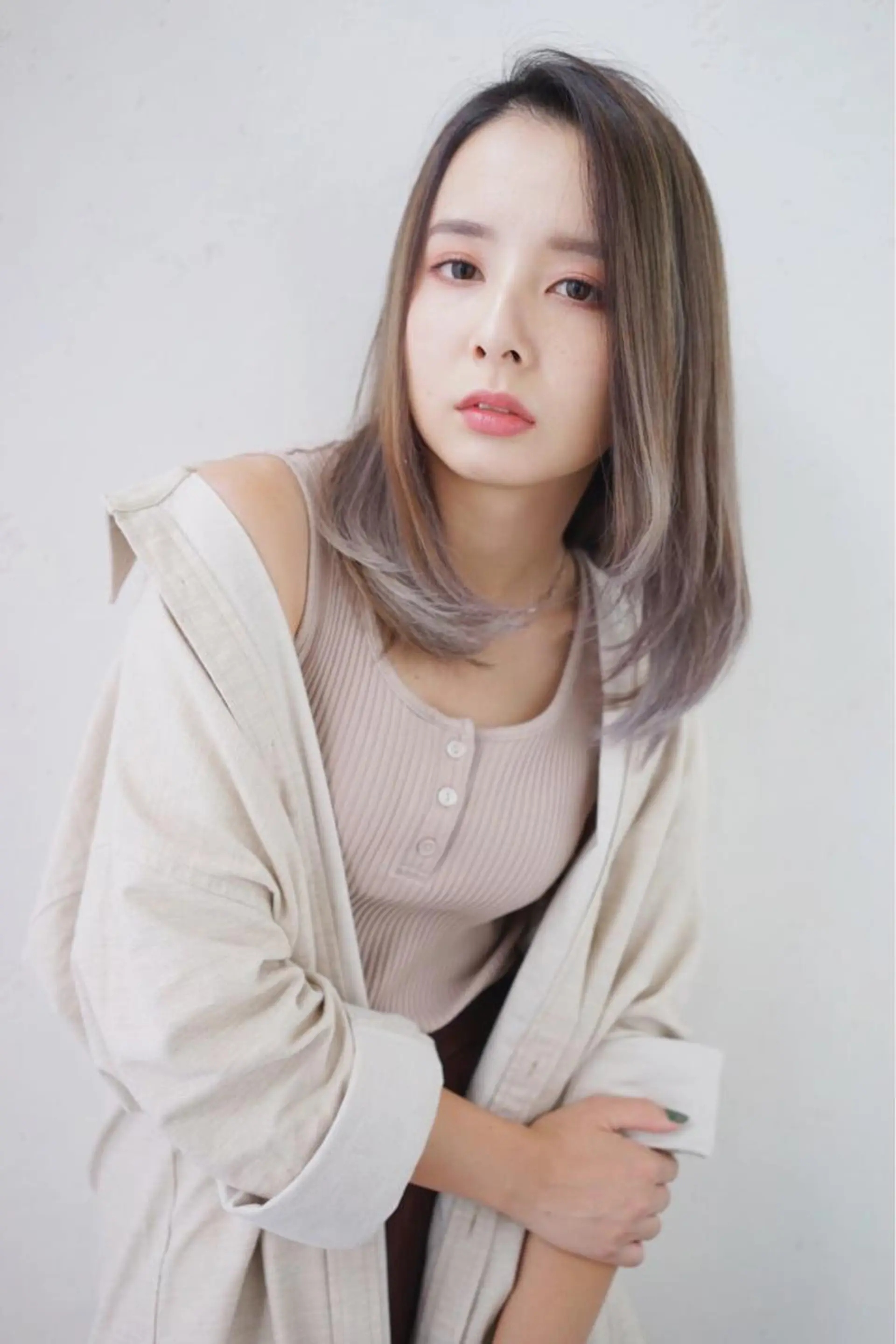 ミディアム 縮毛矯正 トリートメント 西川 仁のヘアスタイル