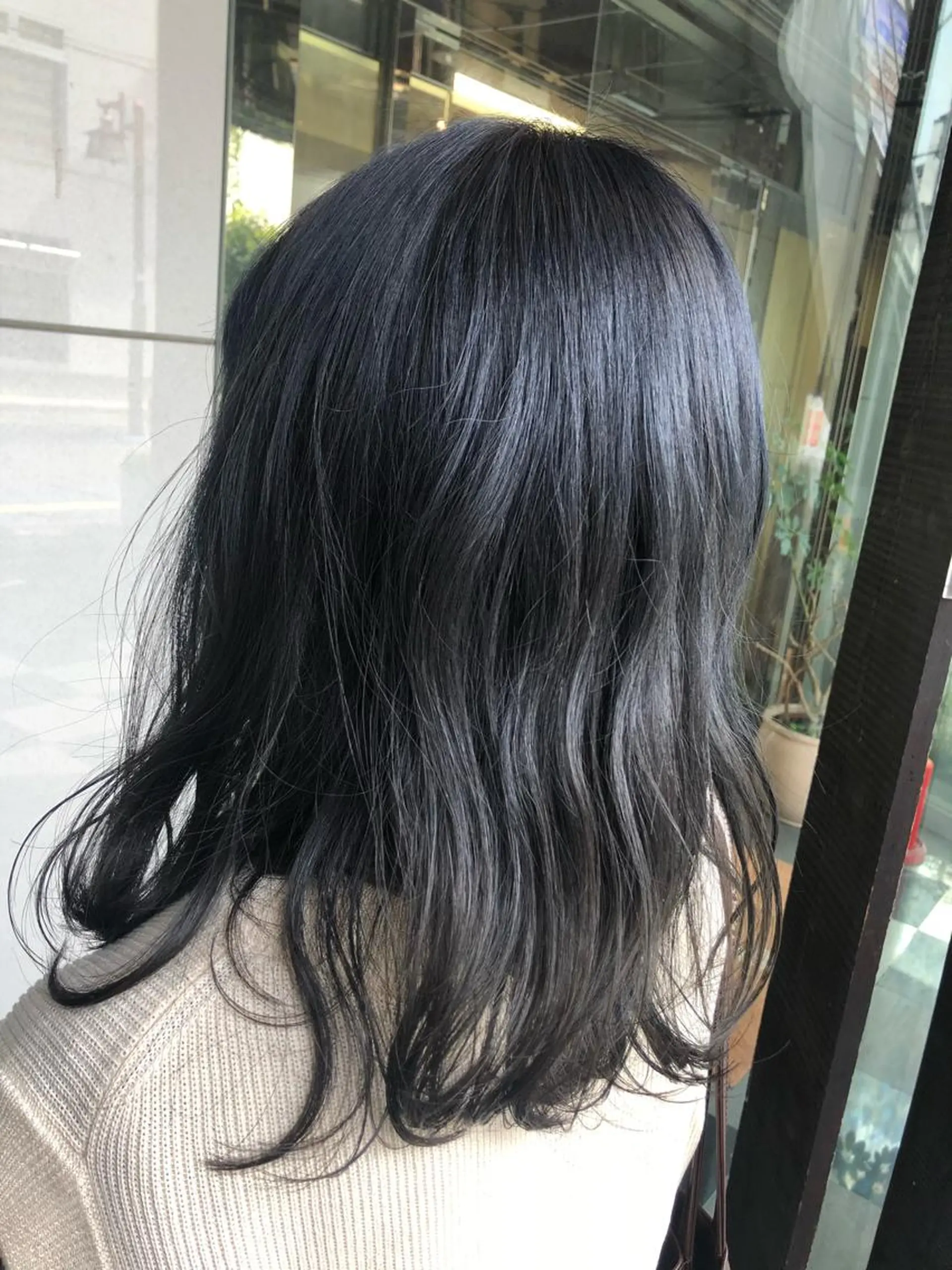 カラー ヘアカラー トリートメント 山崎 絵莉香のヘアスタイル