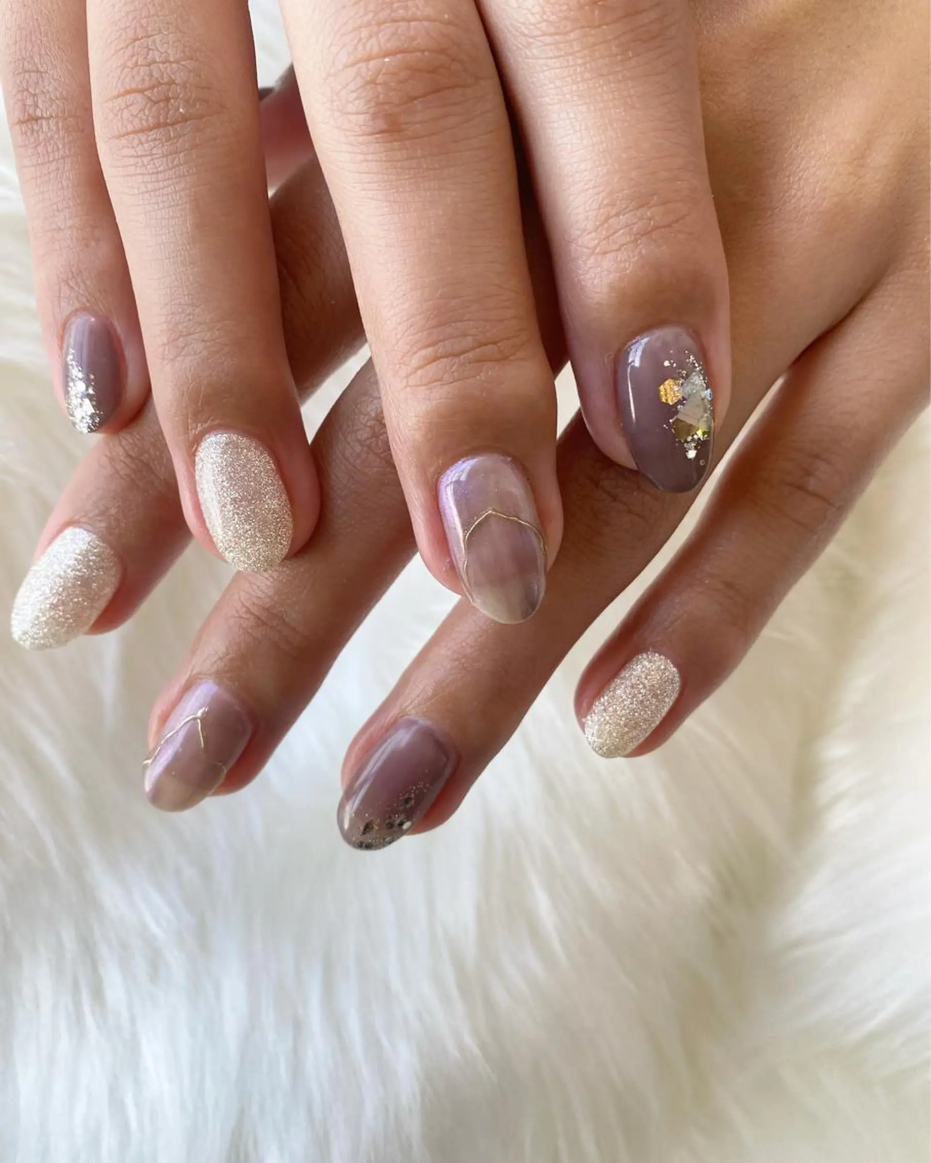 ネイル ミラーネイル ニュアンスネイル crystal ⭐︎ colorのネイルデザイン
