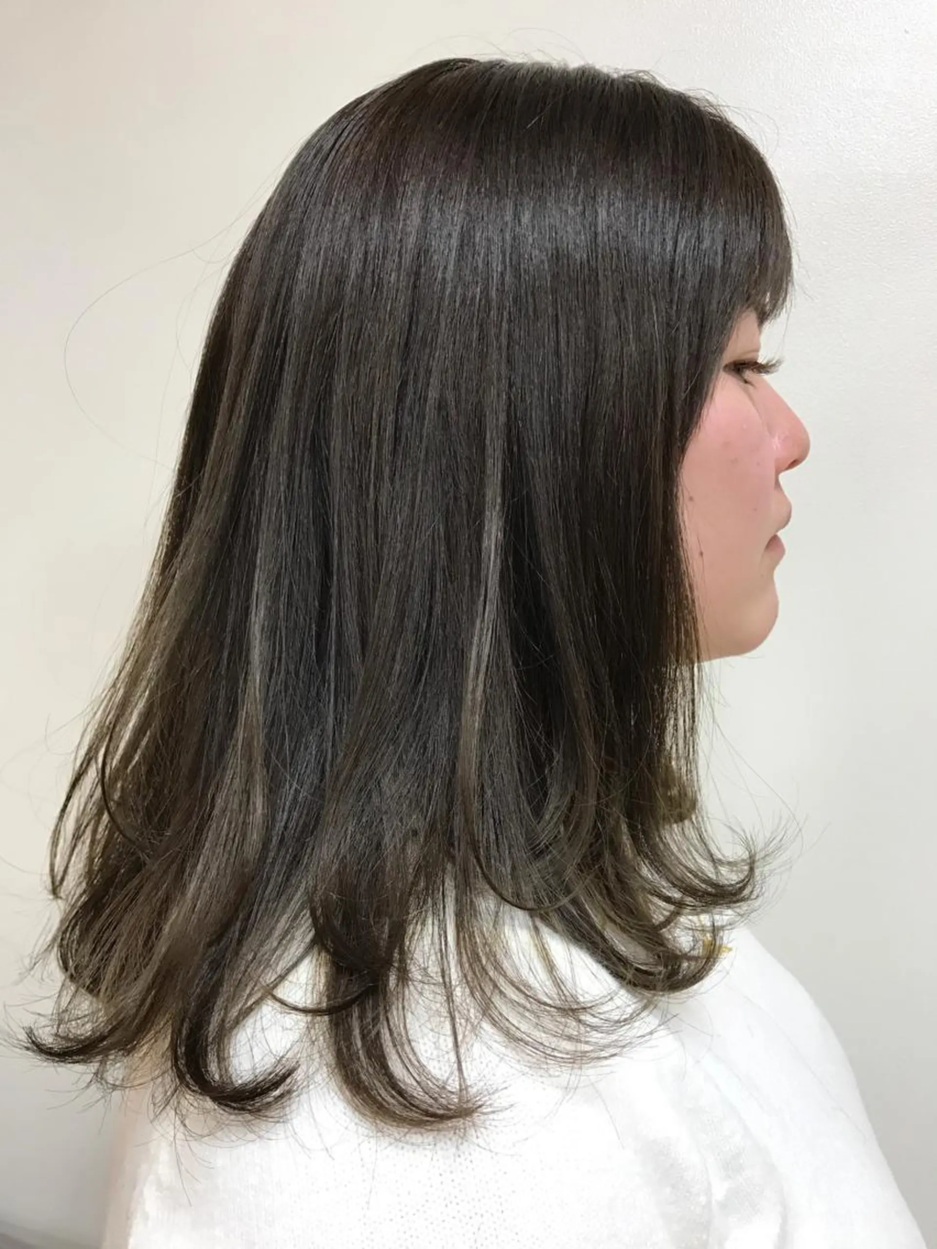 カラー アッシュ ハイライトカラー 山本 香織のヘアスタイル