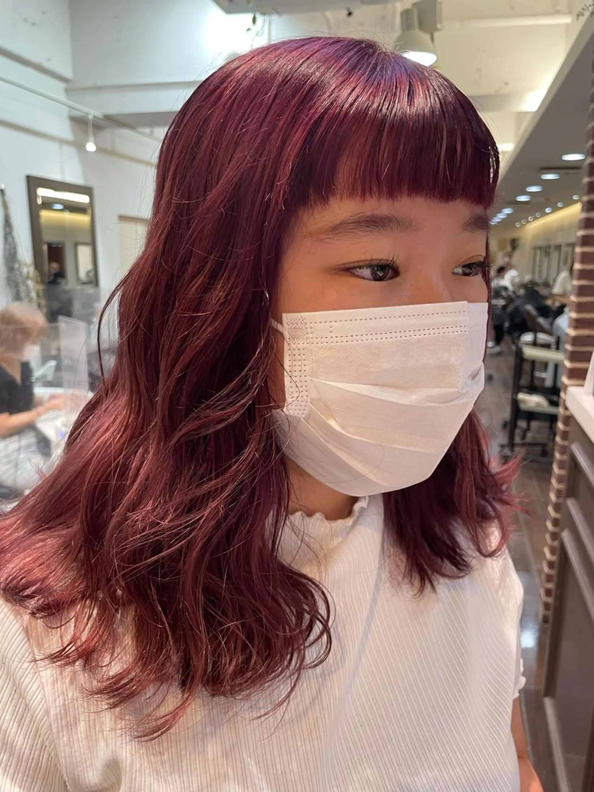 セミロング カラー ピンクカラー 個性派ネイル 🌼 ハルカ ♡の眉毛・アイブロウイメージ