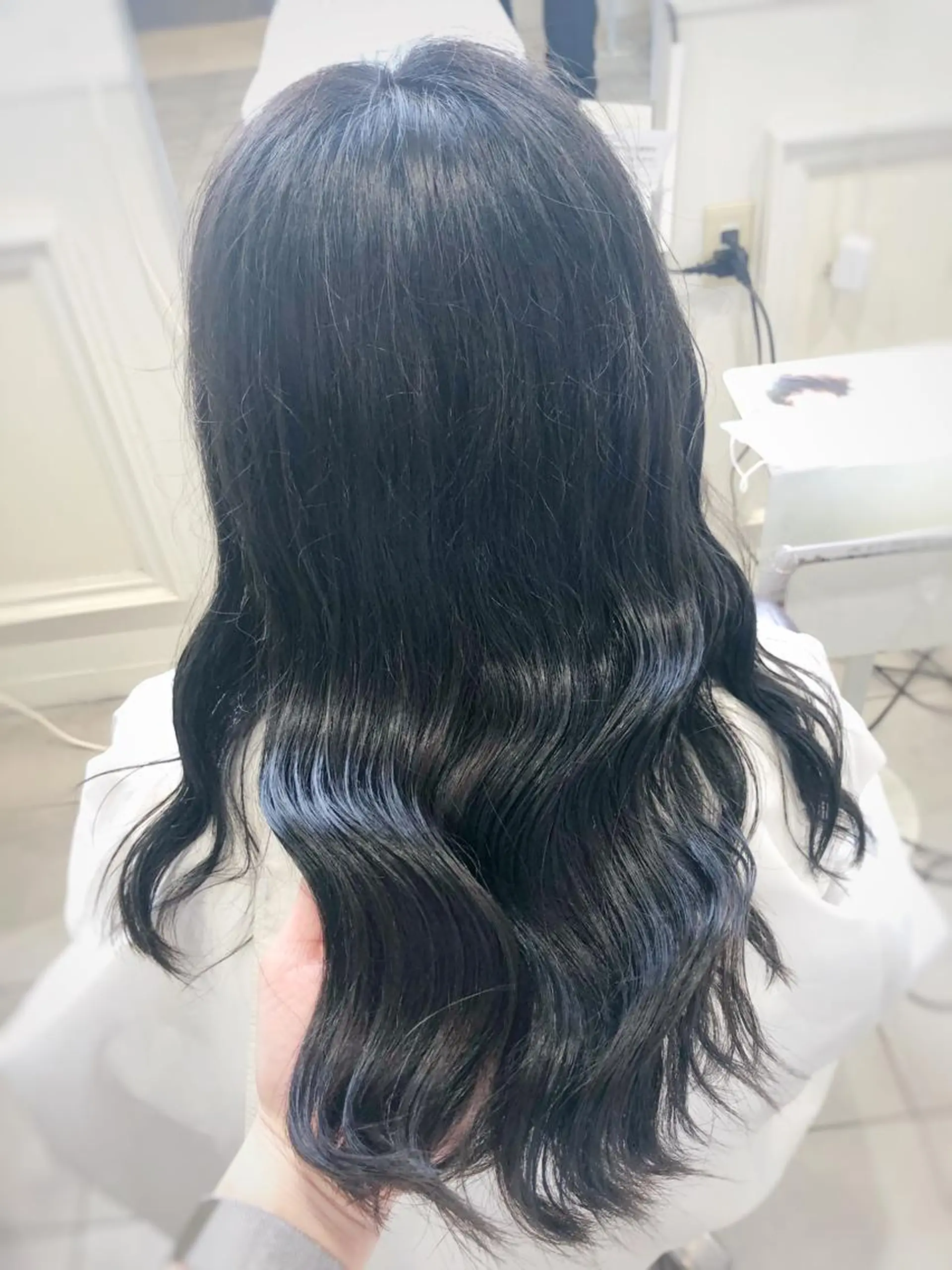 ロング カラー 関 彩花のヘアスタイル