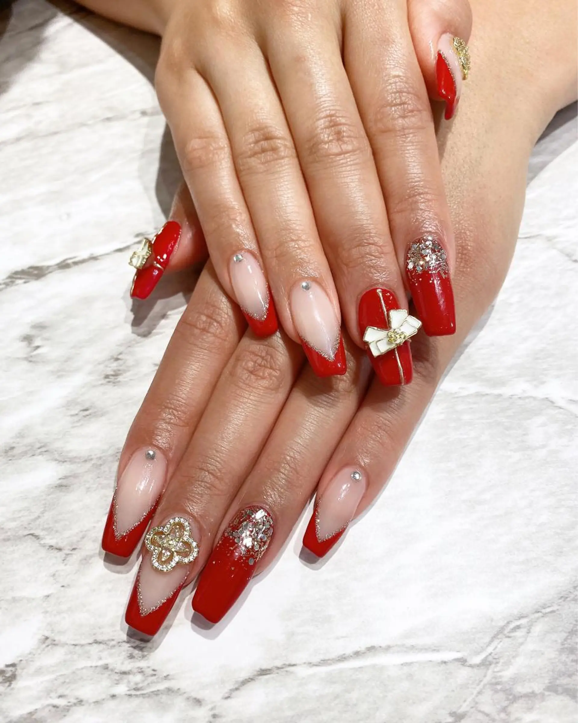 ネイル ハンドネイル フットネイル nail salon  AlgeTy所属・✴︎:.｡. MAKI.｡.:✴︎のネイルデザイン